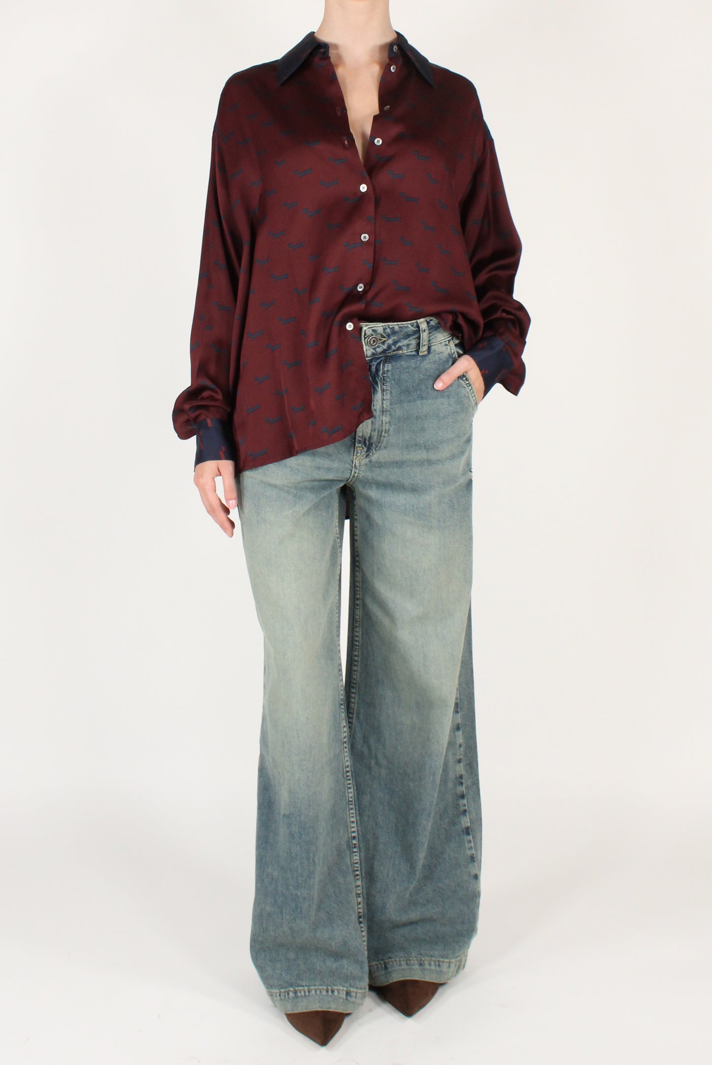 Camicia Over Stampa Bassotti Stilizzati