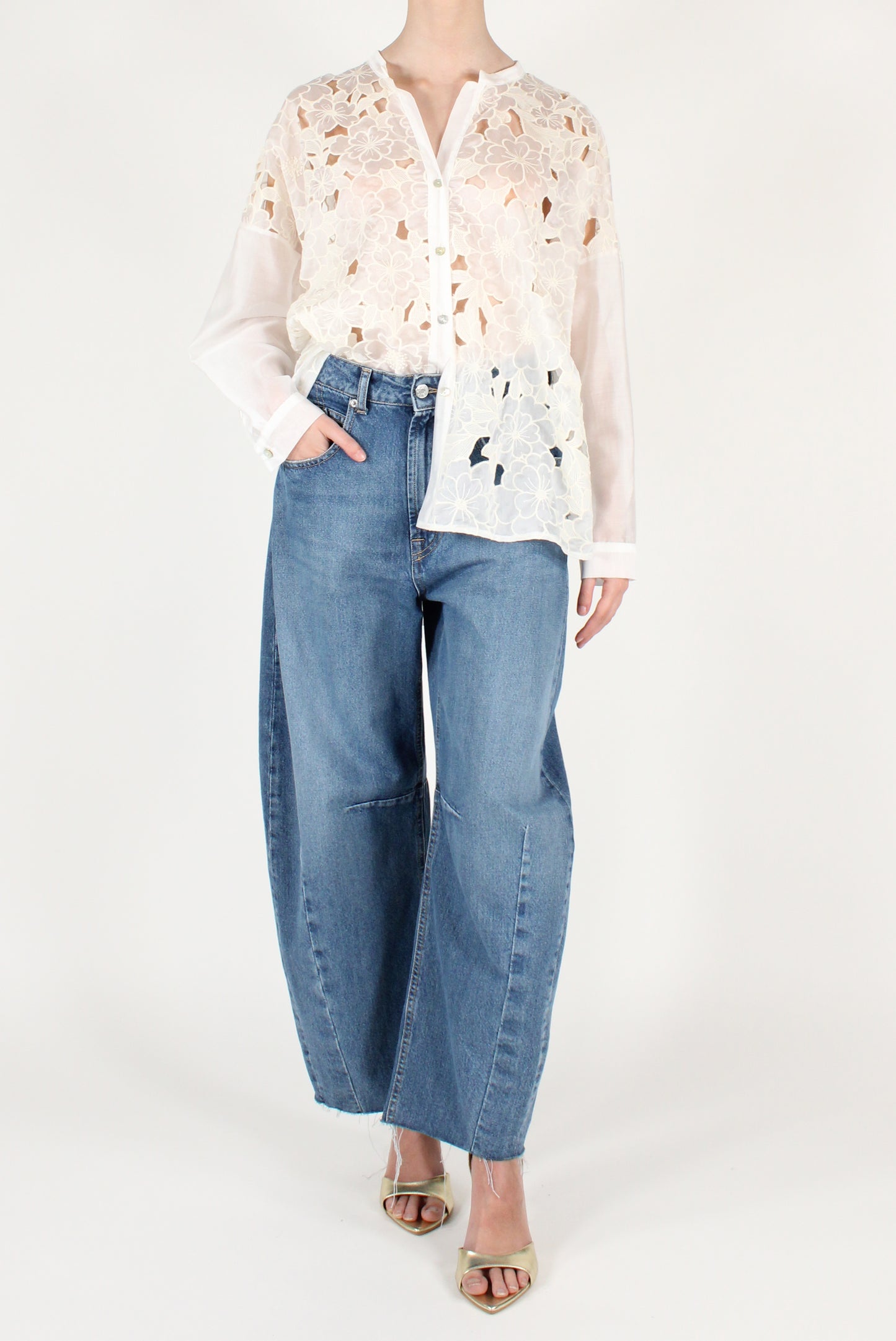 Camicia Traforata a Ricamo Floreale