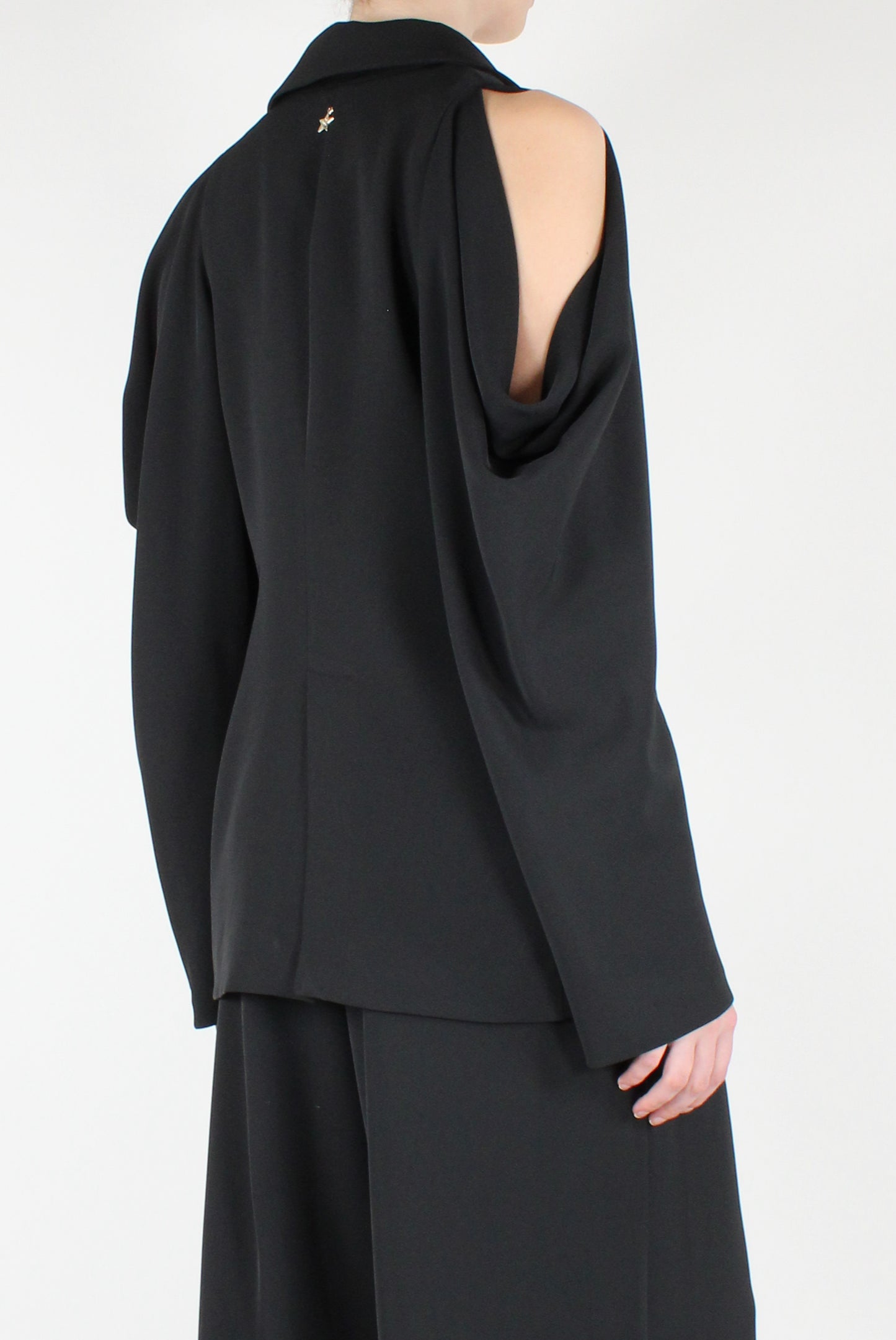 Single Breasted Jacket with Cut Out