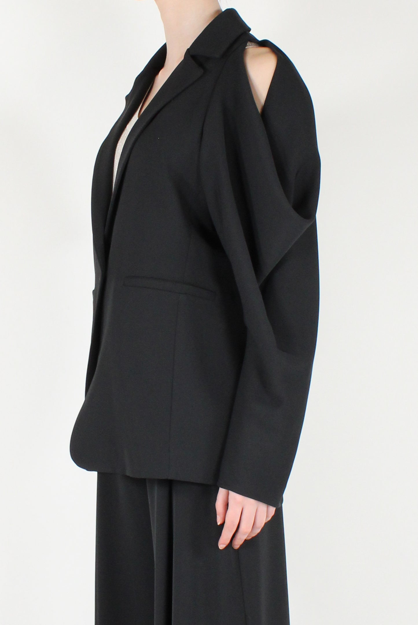 Single Breasted Jacket with Cut Out