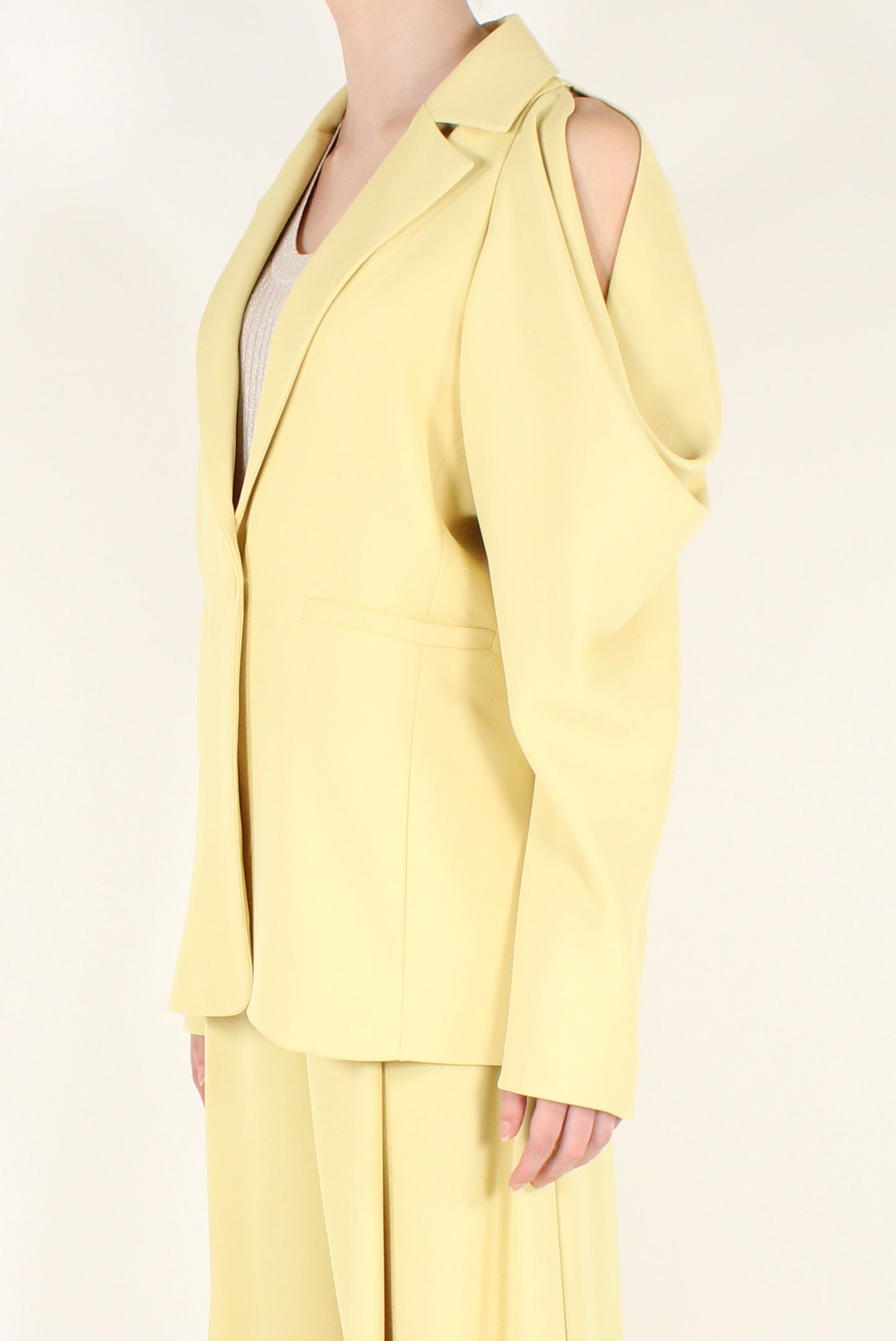 Single Breasted Jacket with Cut Out