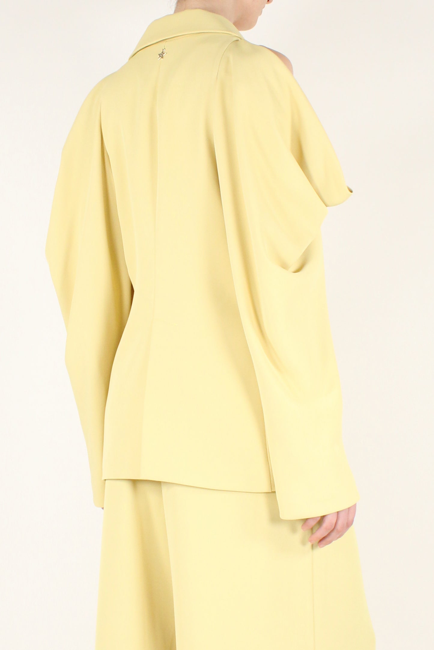Single Breasted Jacket with Cut Out