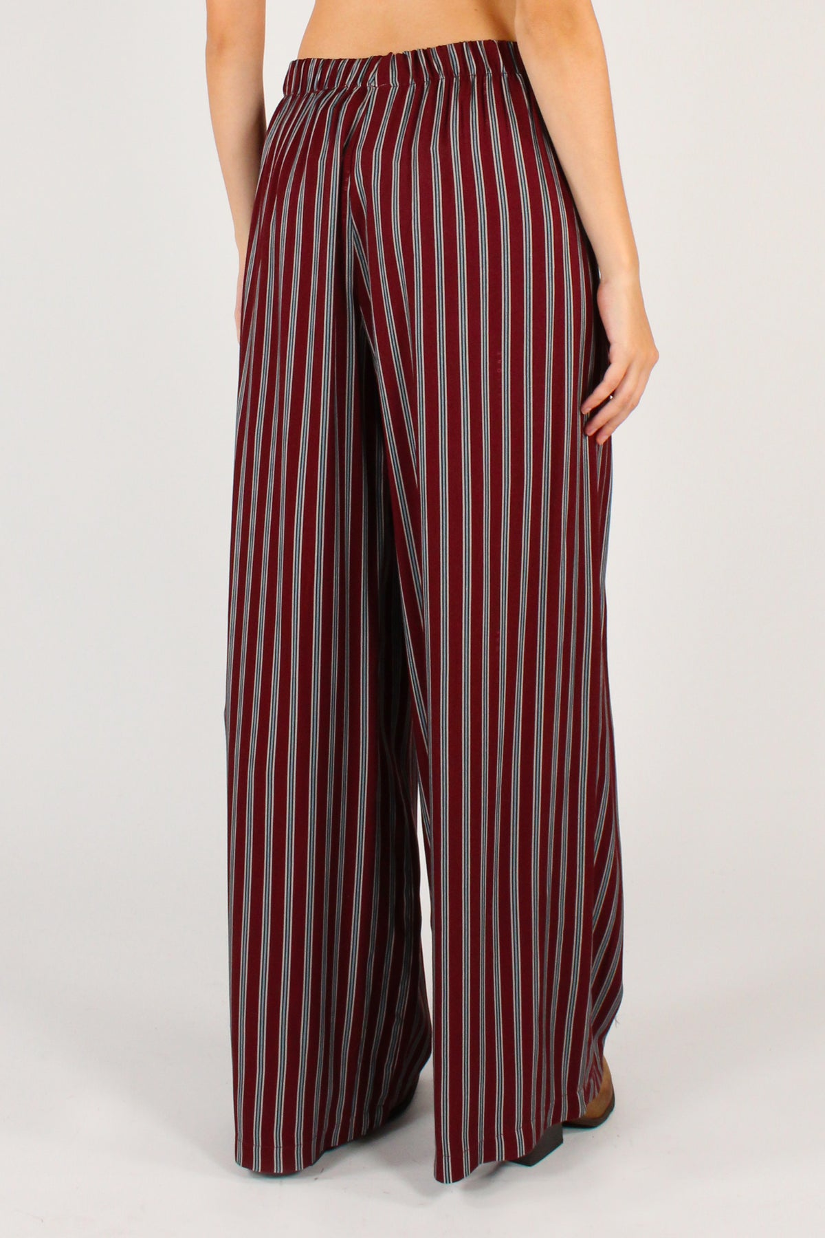 Pantaloni a Palazzo Stampa a Righe Sfondo Bordeaux