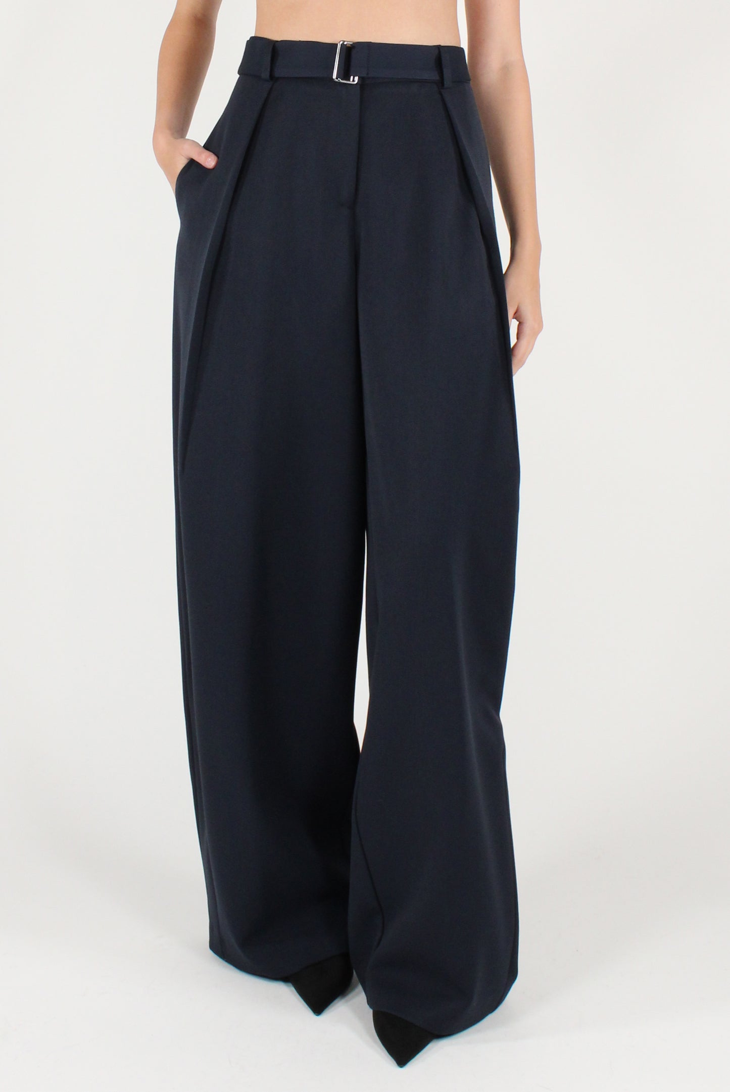 Pantaloni Balloon con Pinces e Cintura