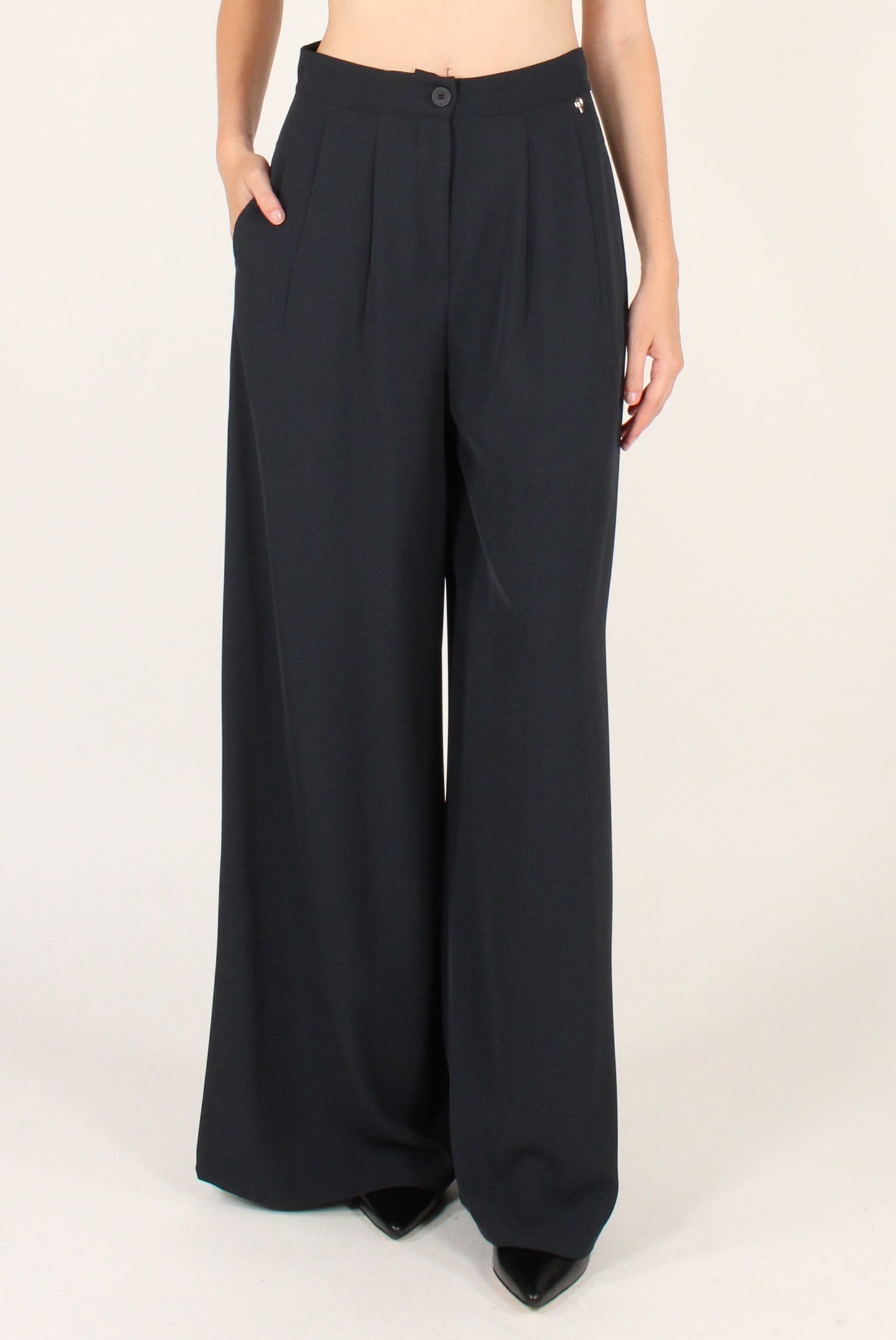 Pantaloni a Palazzo con Pinces