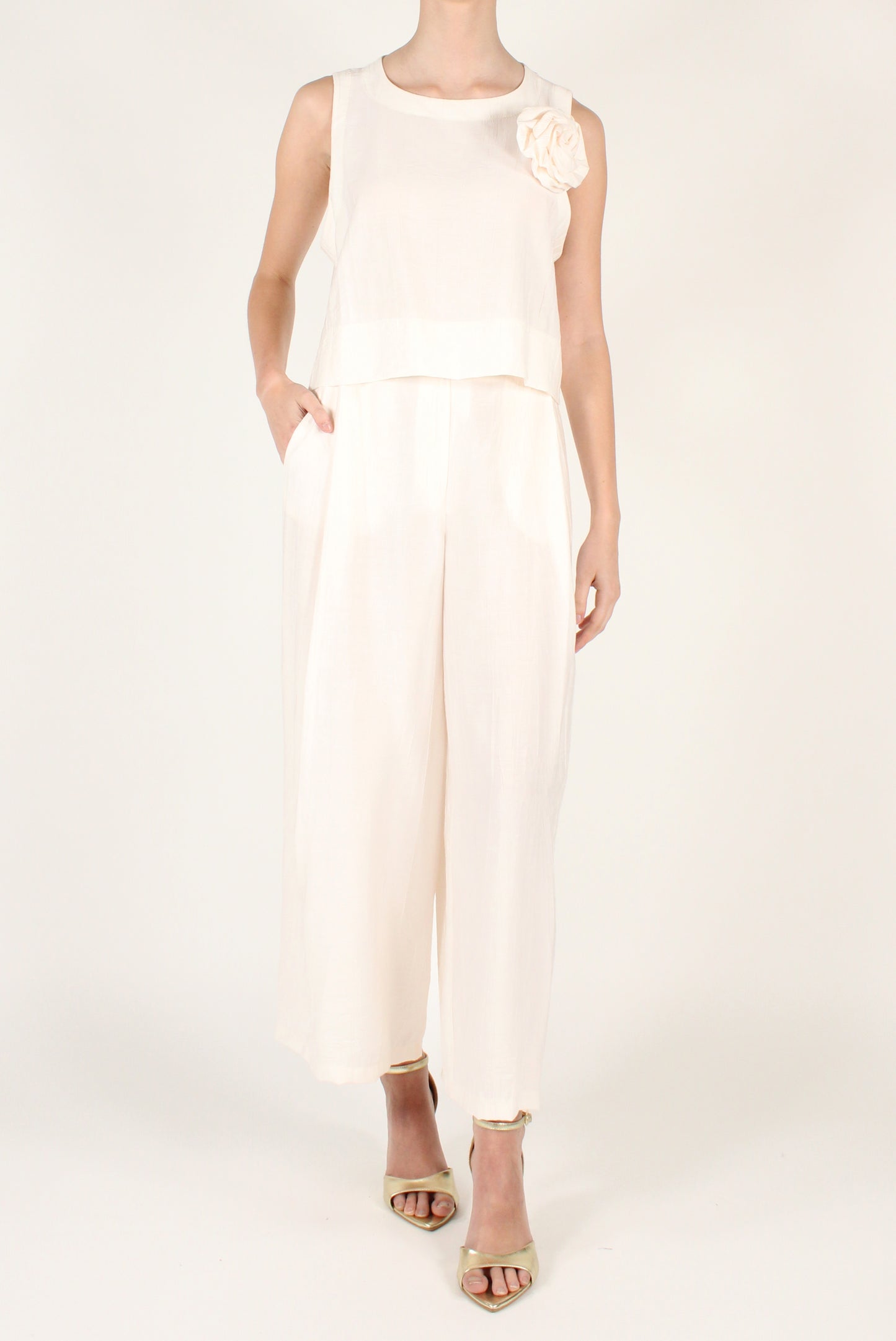 Pantaloni Ampi con Pinces in Misto Viscosa