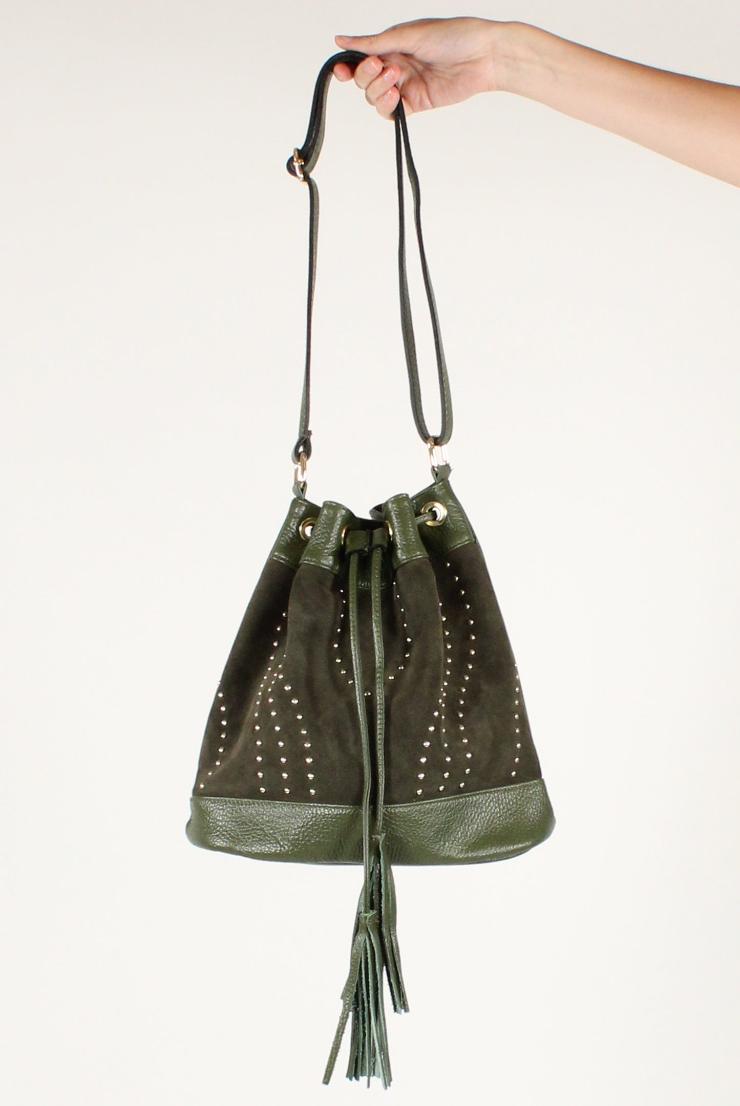 Borsa a Secchiello con Borchie