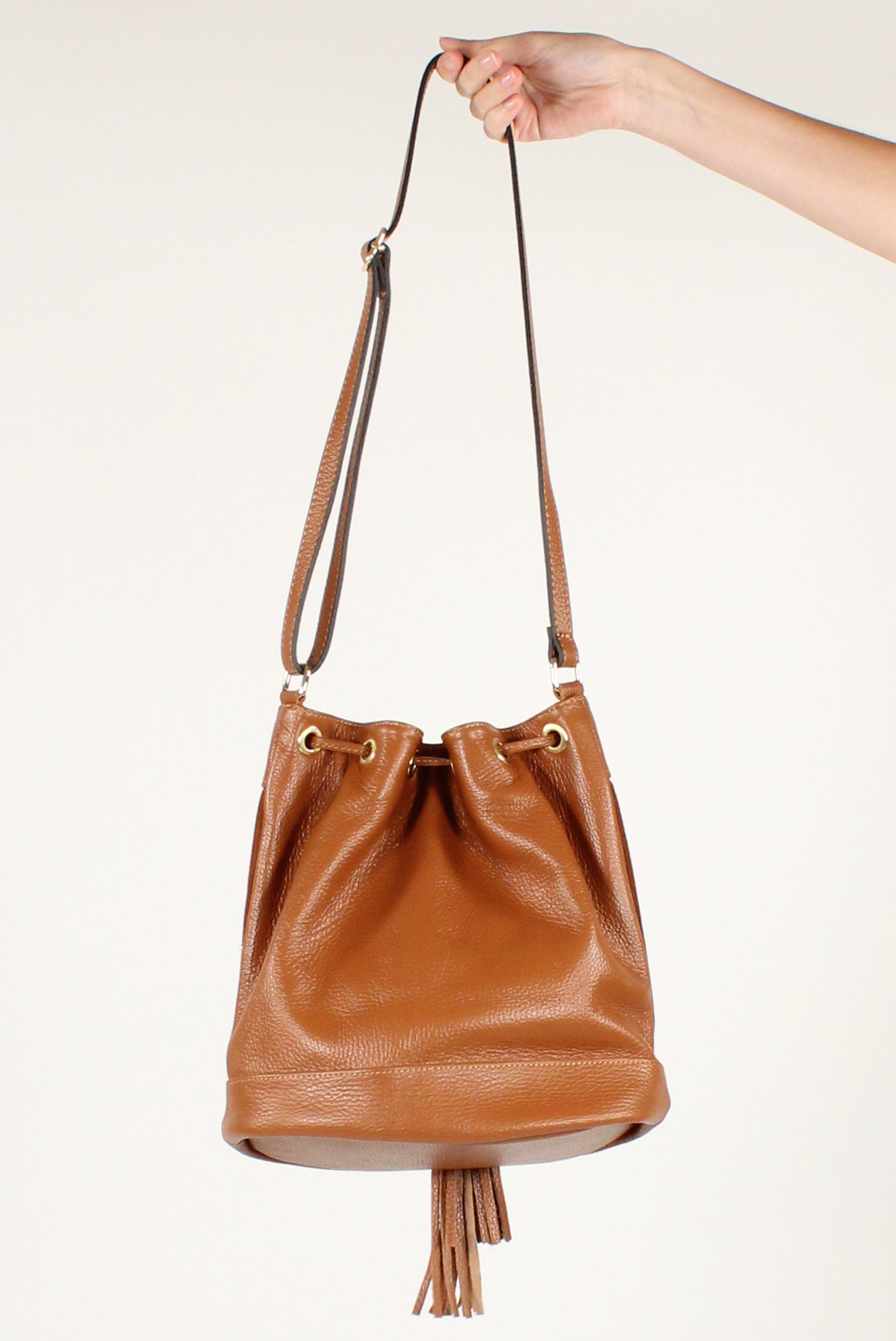 Borsa a Secchiello con Borchie