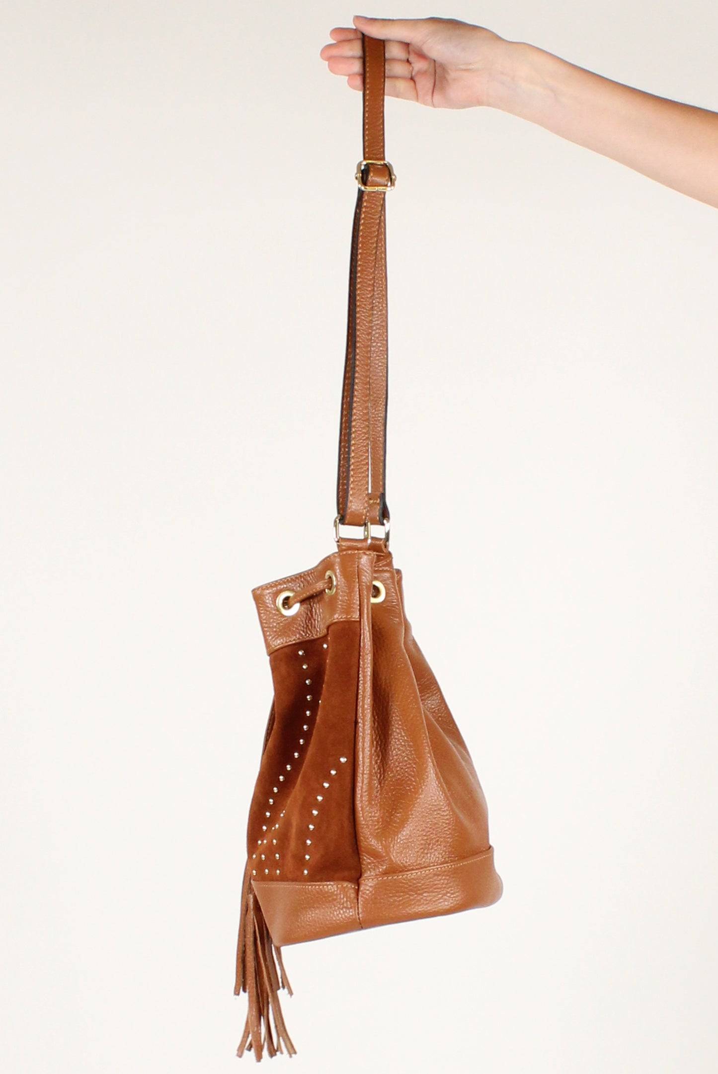 Borsa a Secchiello con Borchie