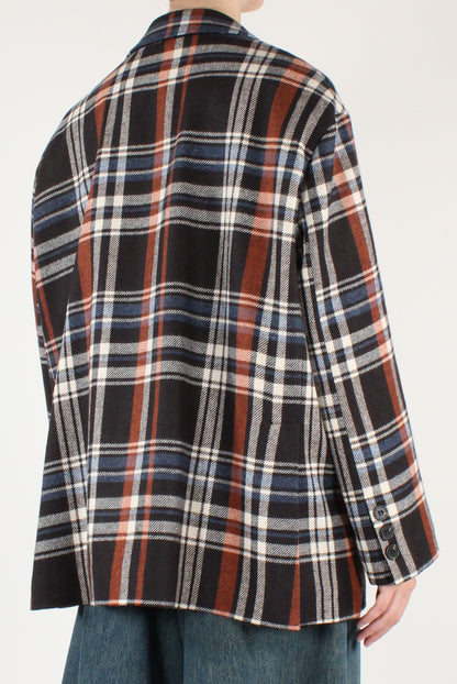 Blazer Over Monopetto in Tartan