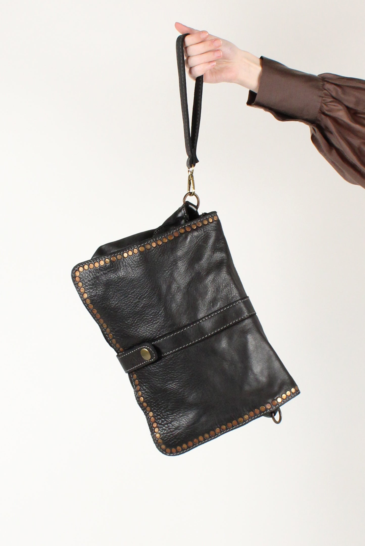 Borsa con Patta Borchiata
