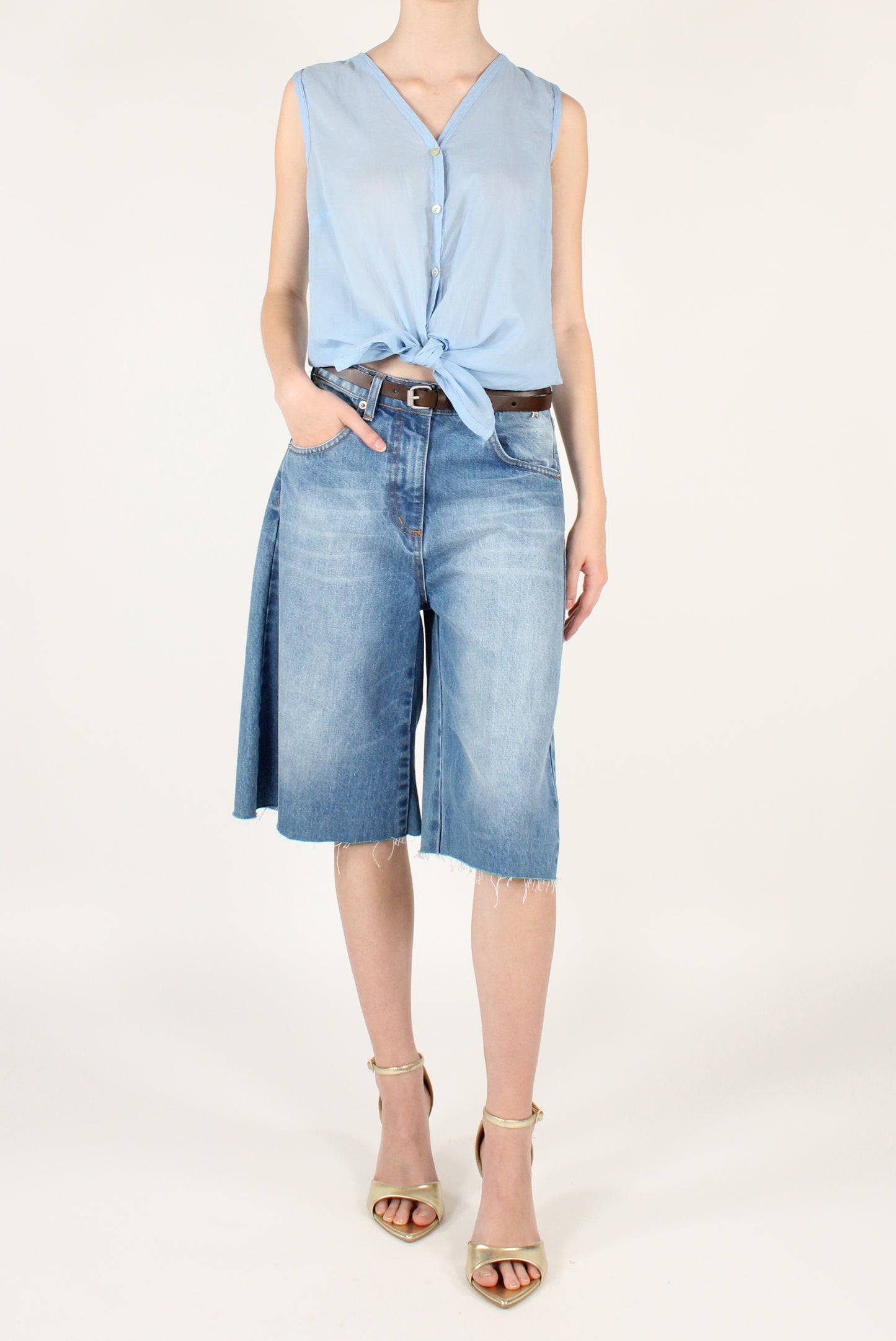 Asymmetrical Sleeveless Muslin Shirt