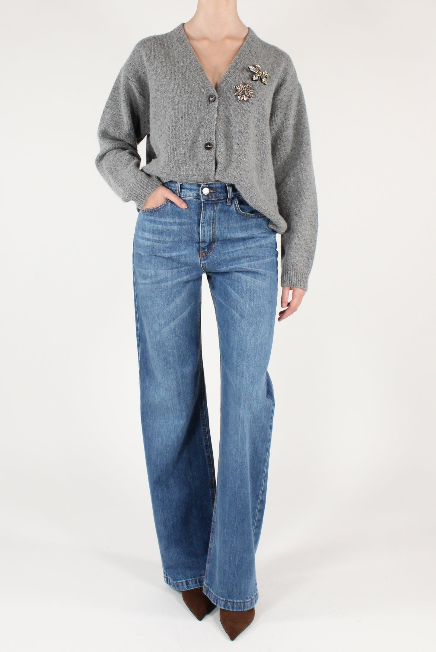 Cardigan Misto Lana con Spille