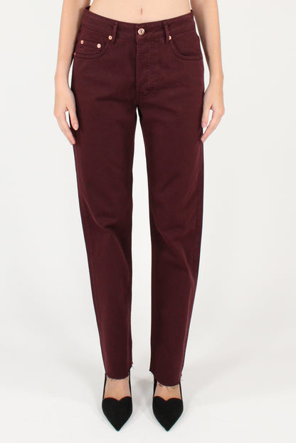 Pantaloni a Sigaretta
