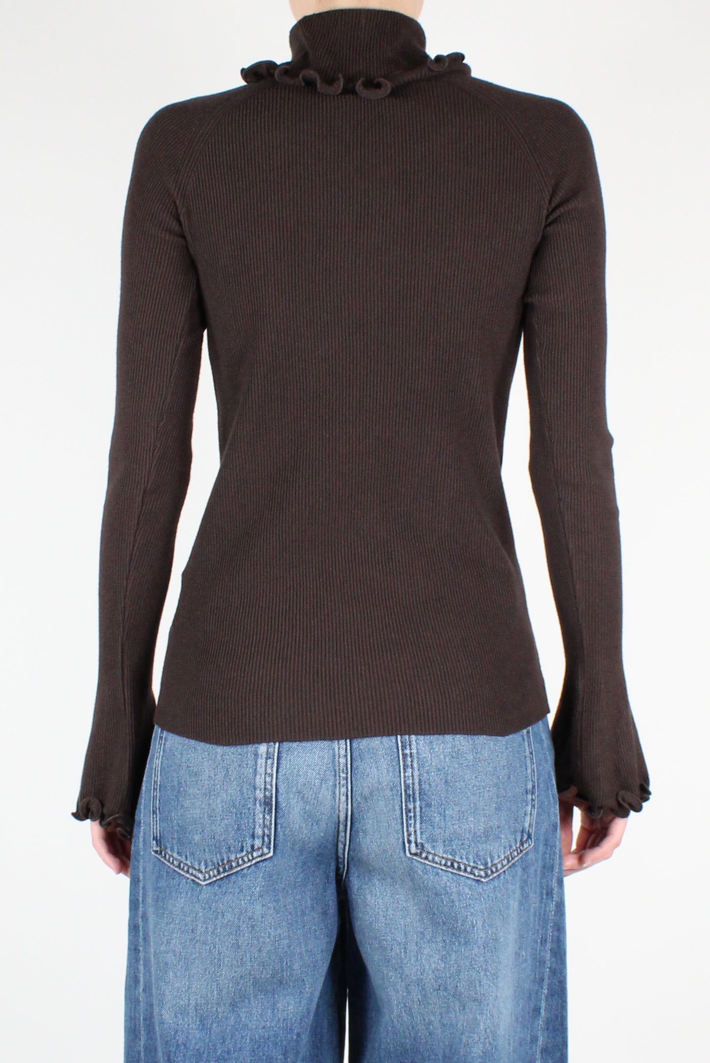 Fine Ribbed Turtleneck with Ruffles