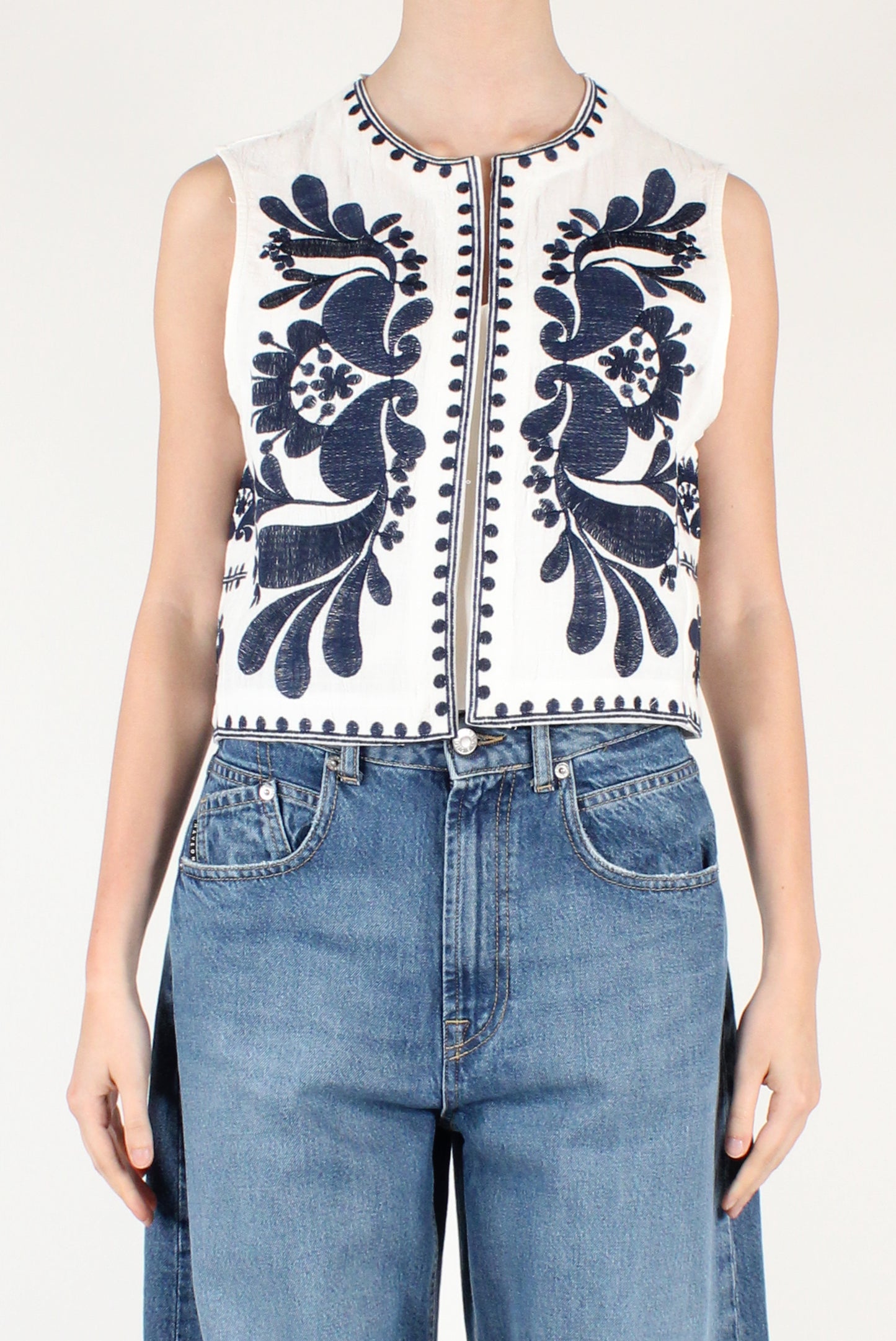 Gilet Ricamato a Contrasto