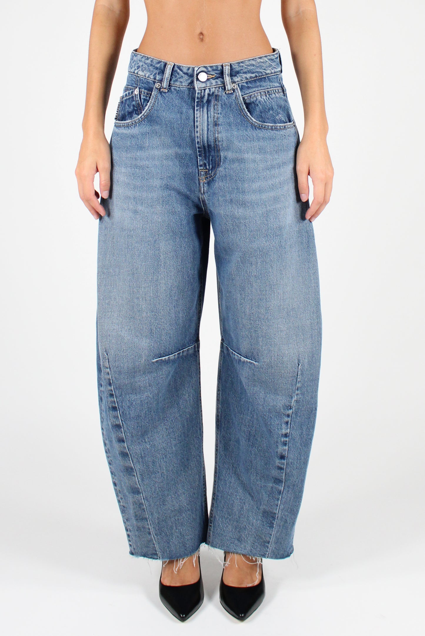 Five Pocket Balloon Cut Jeans