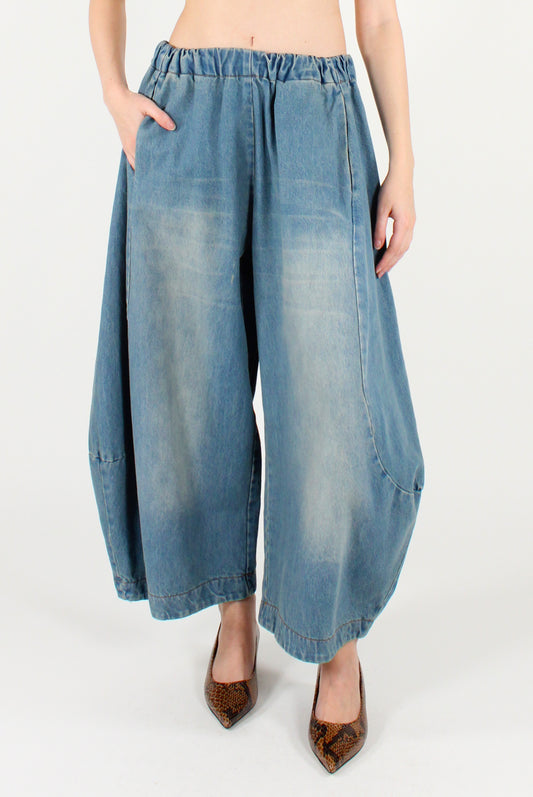 Balloon Over Jeans