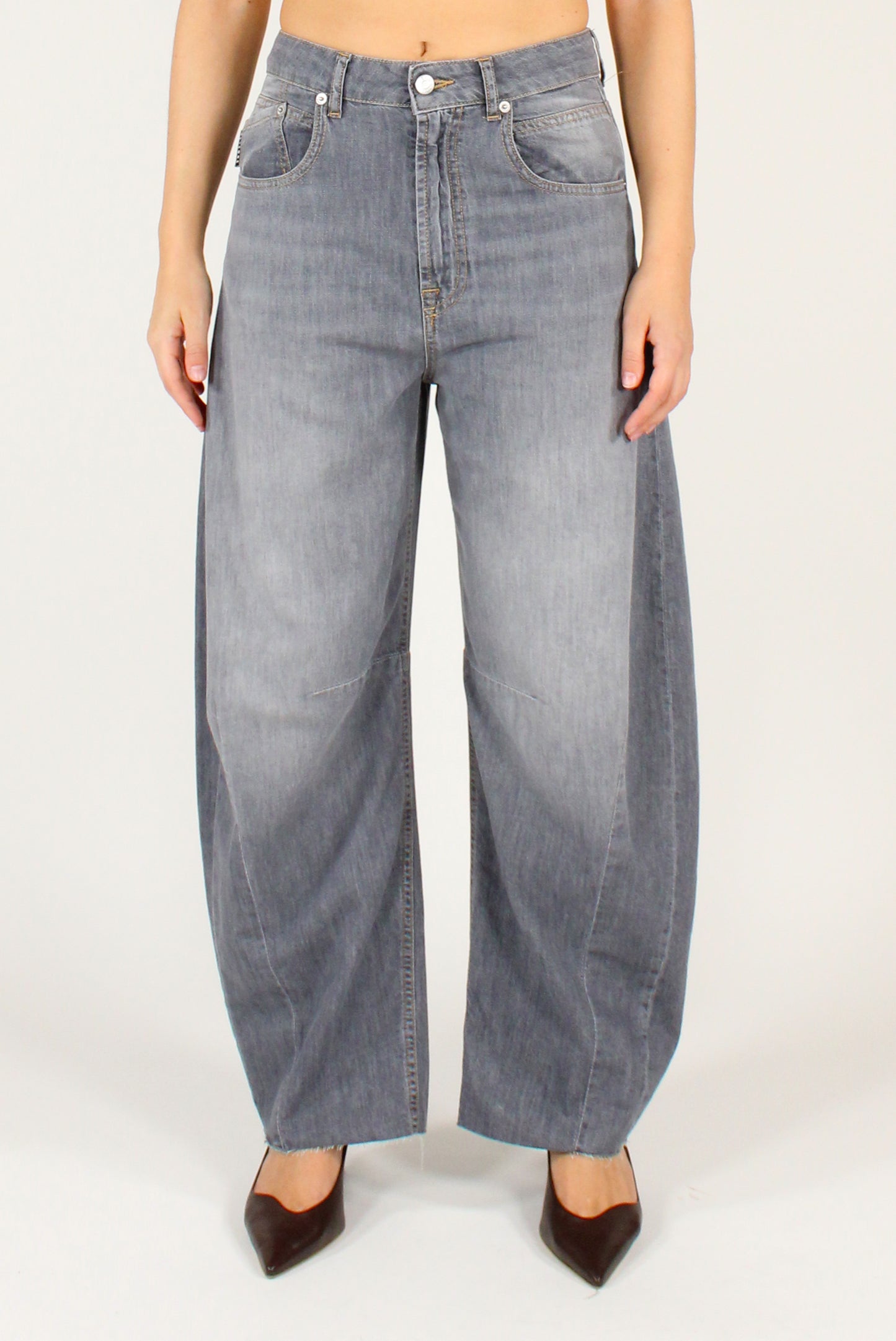 Barbara Barrell Jeans Raw Cut Hem