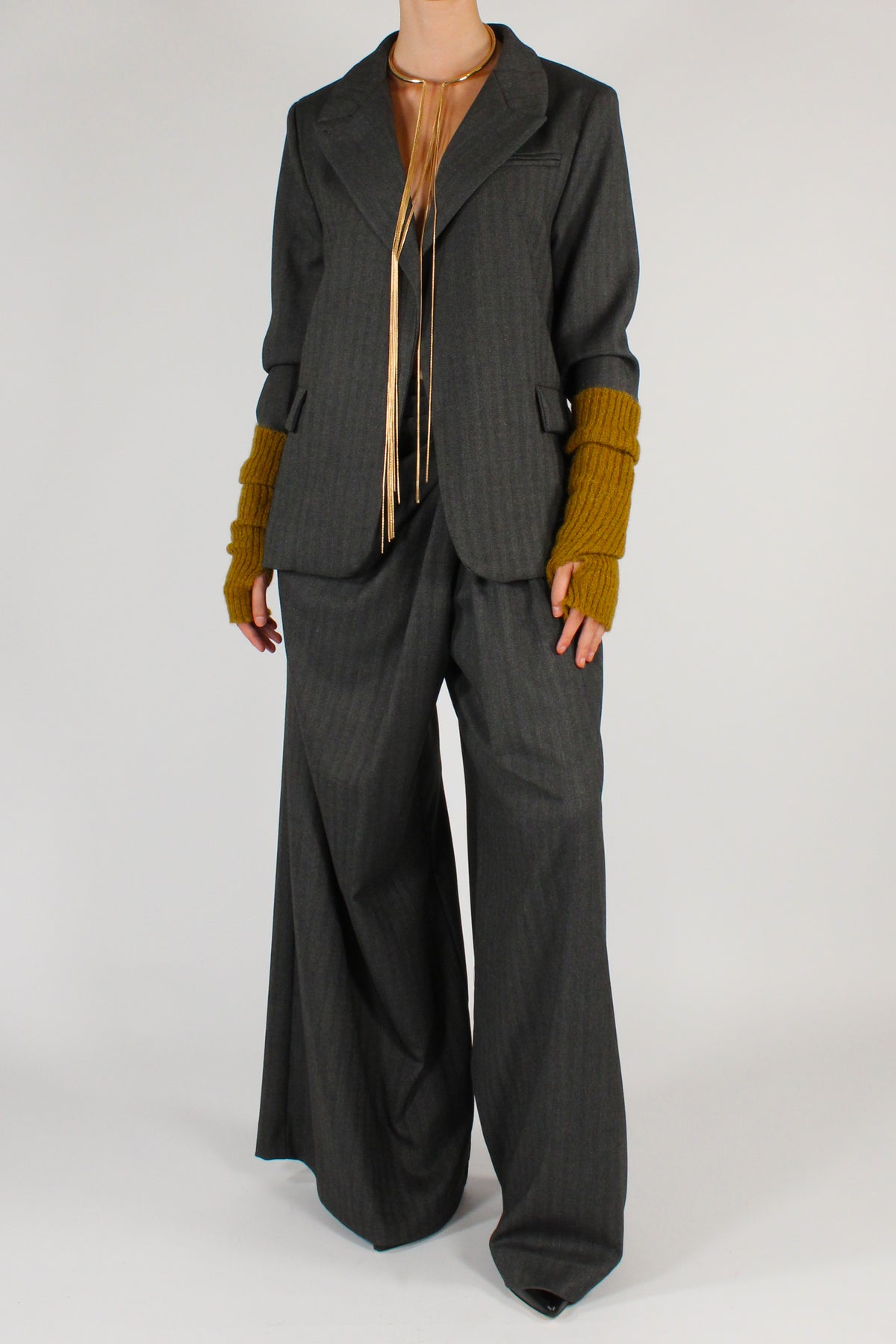 Blazer in Tessuto Spigato con Manicotti