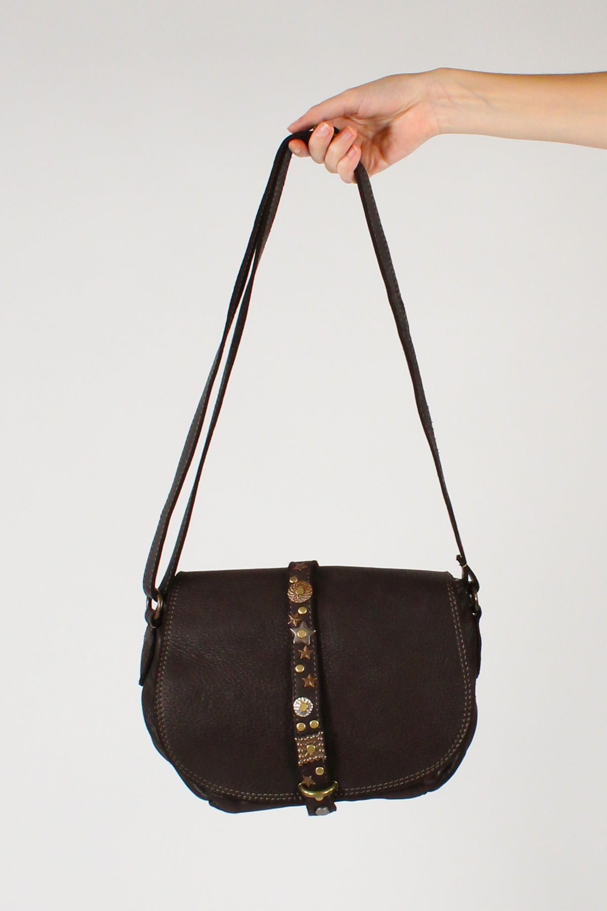 Borsa a Patta in Pelle con Borchie a Stella