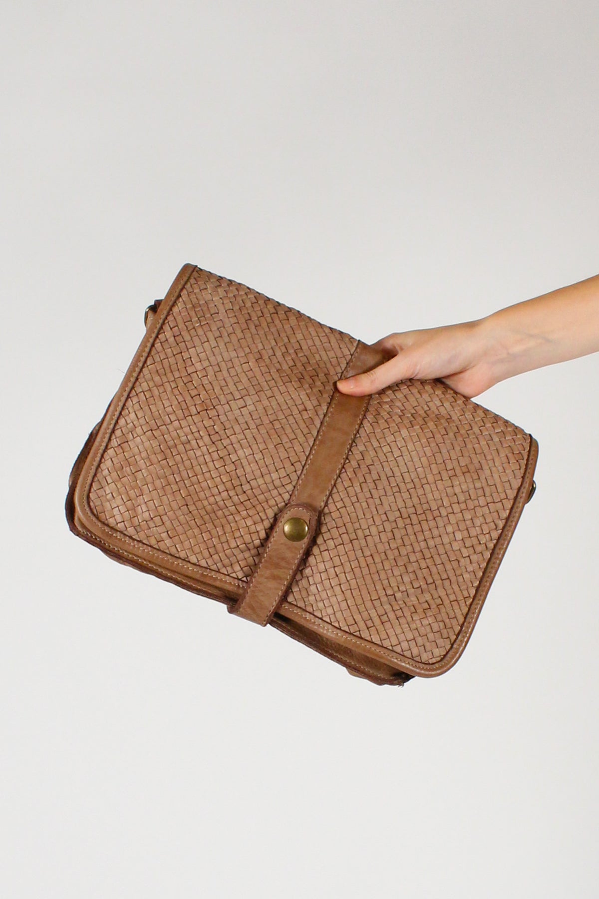 Borsa a Patta in Pelle Intrecciata