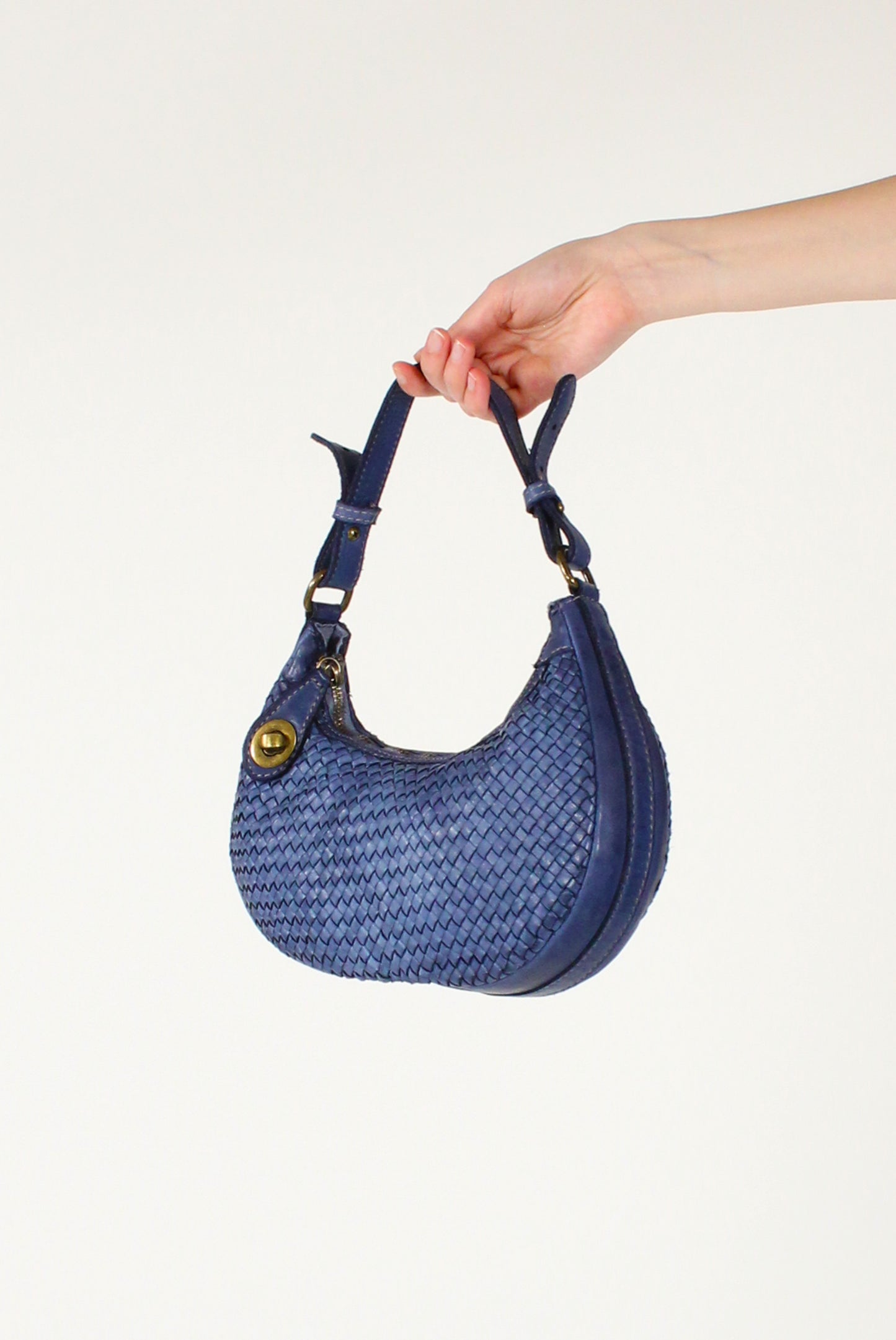 Borsa Mezzaluna in Pelle Intrecciata