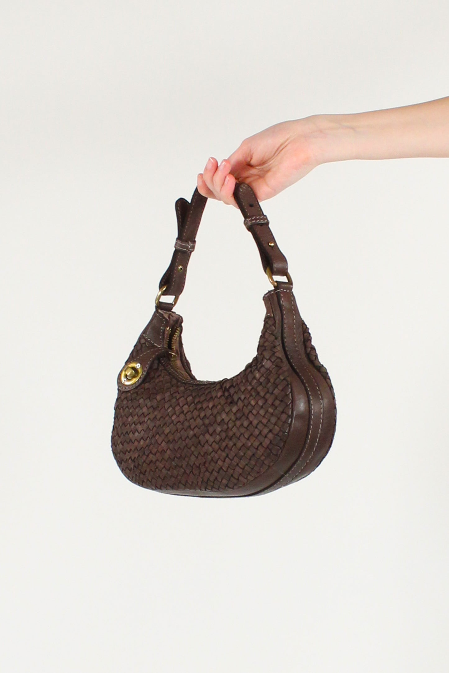 Borsa Mezzaluna in Pelle Intrecciata