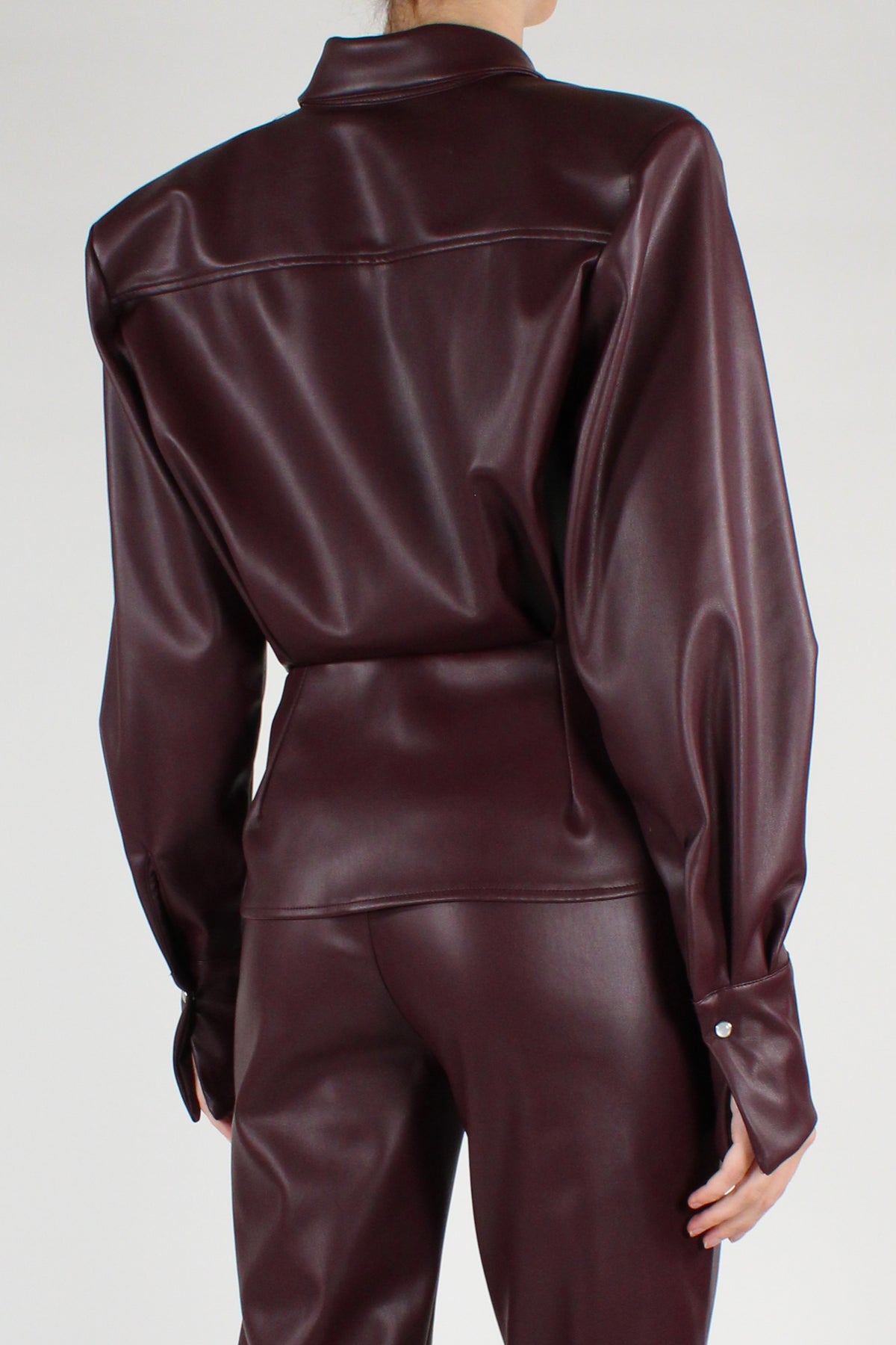 Camicia in Ecopelle Taglio a Pipistrello