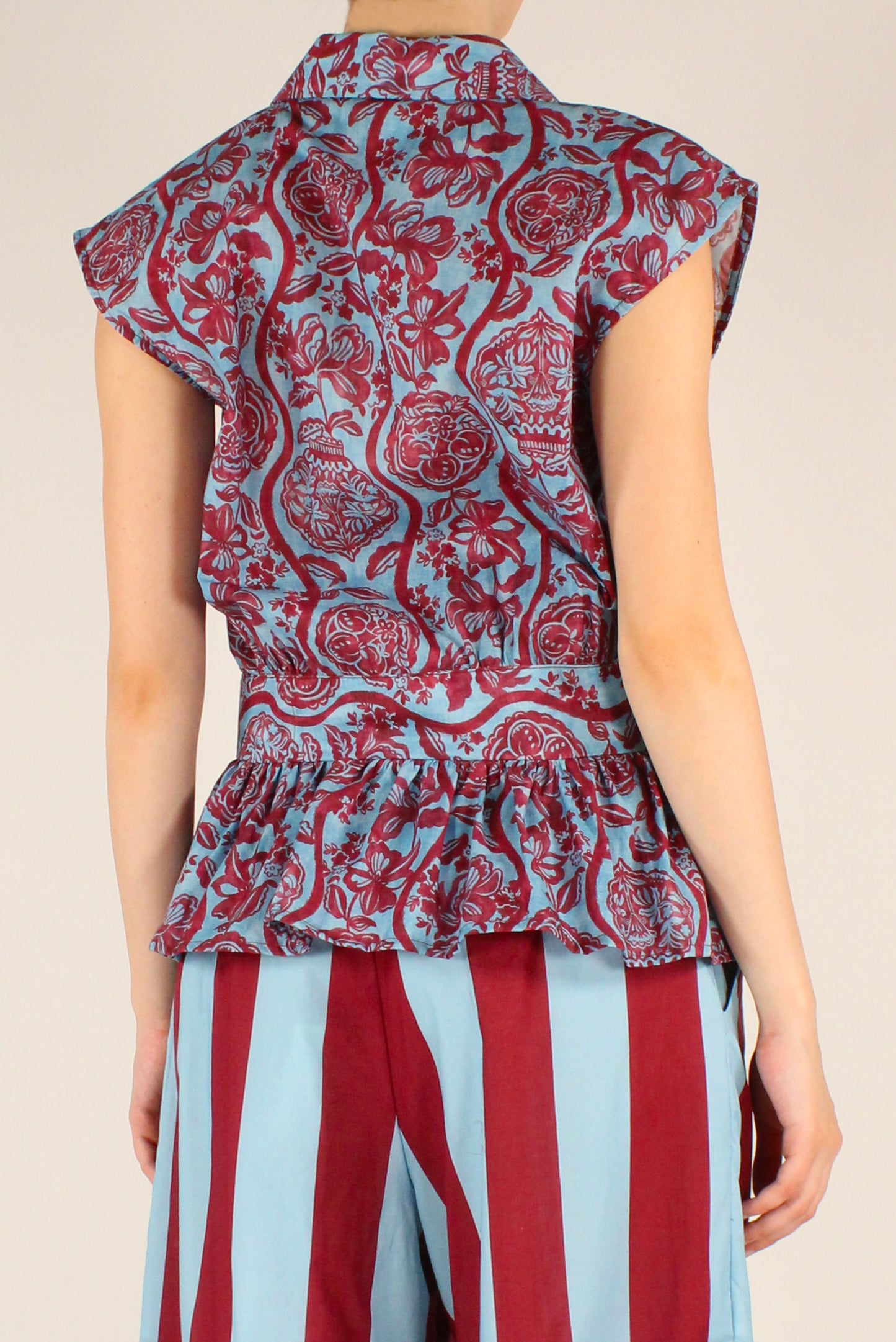 Camicia Smanicata Fantasia Floreale