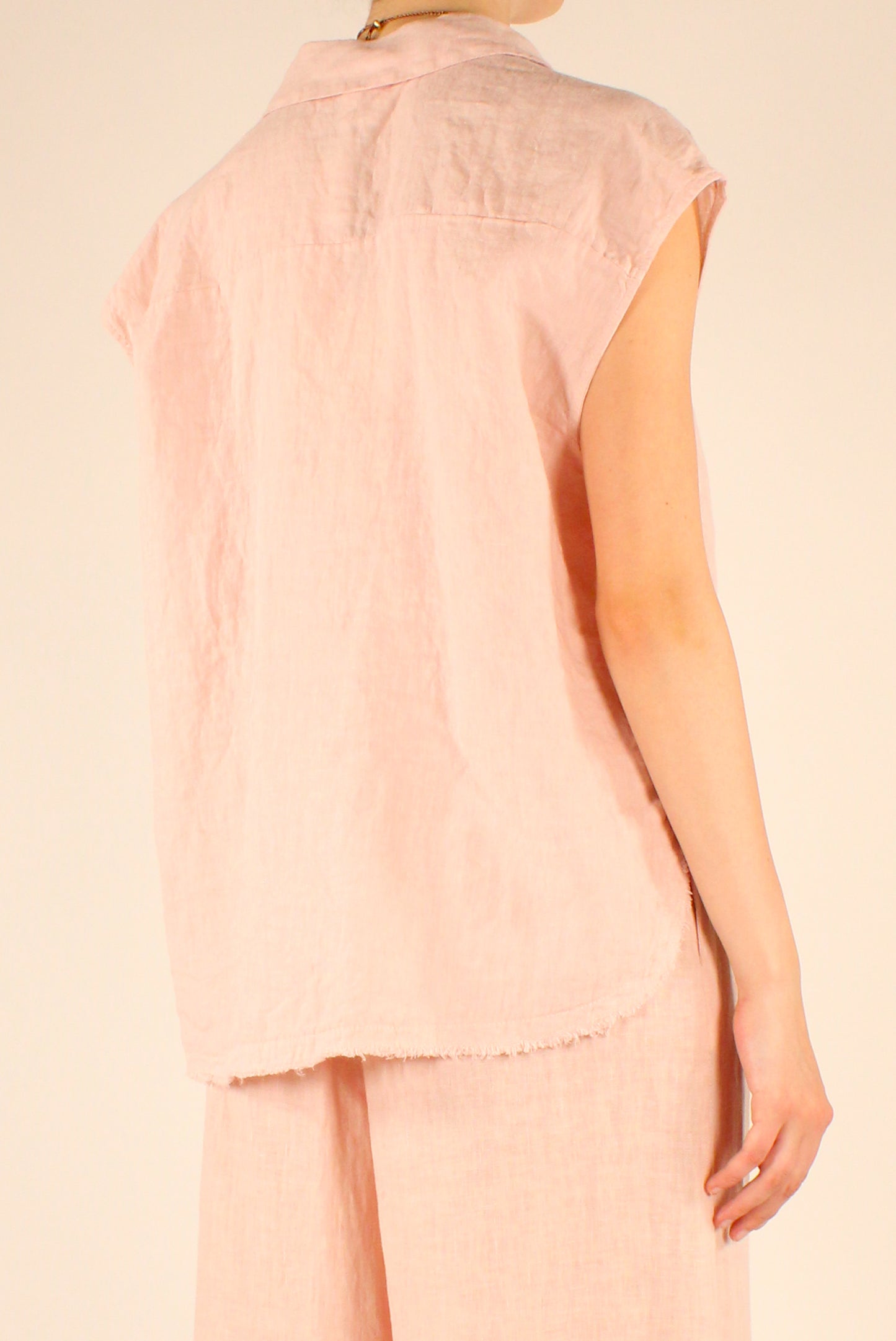 Camicia Smanicata in Lino