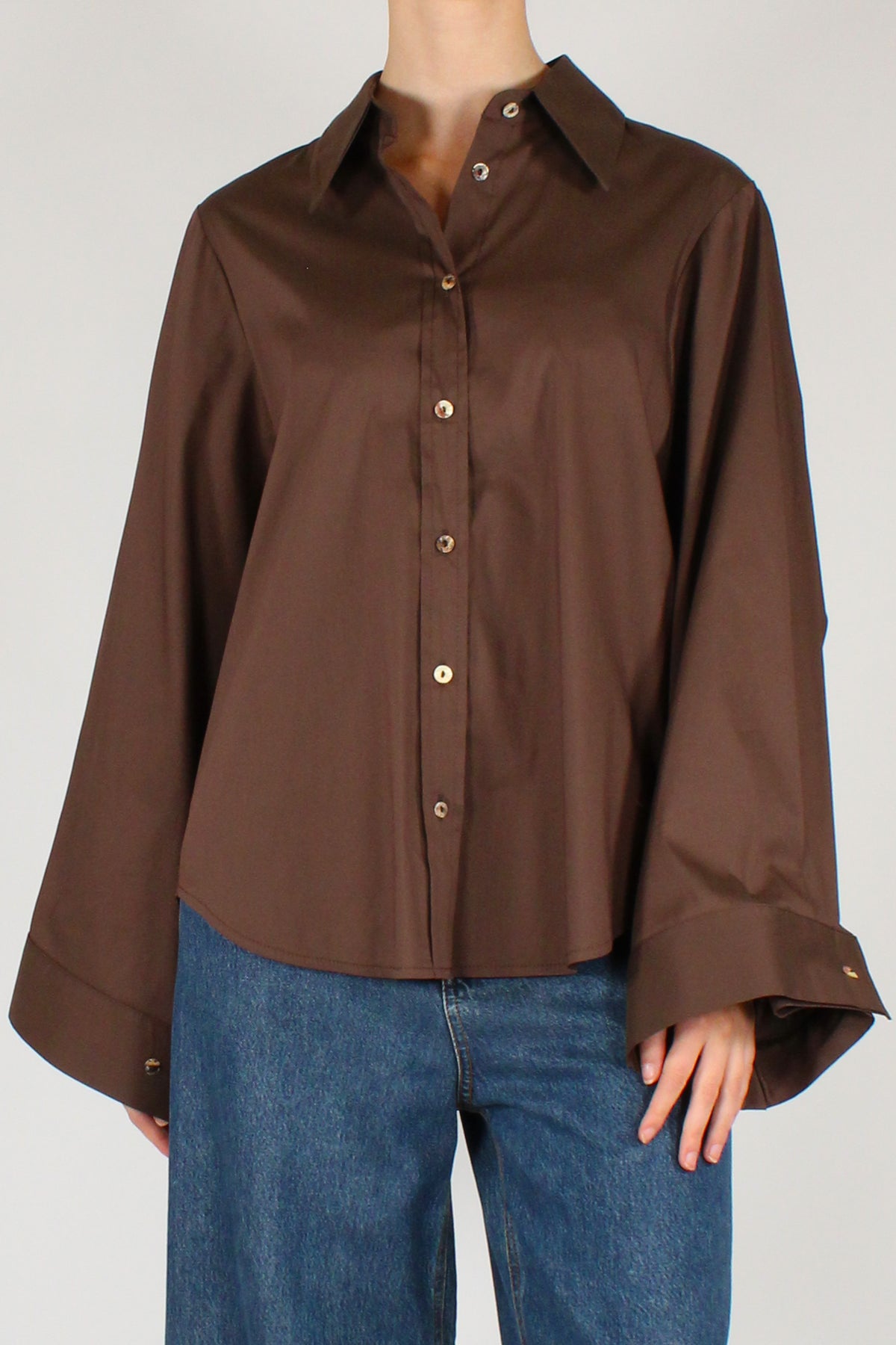 Camicia a Maniche Ampie Regolabili