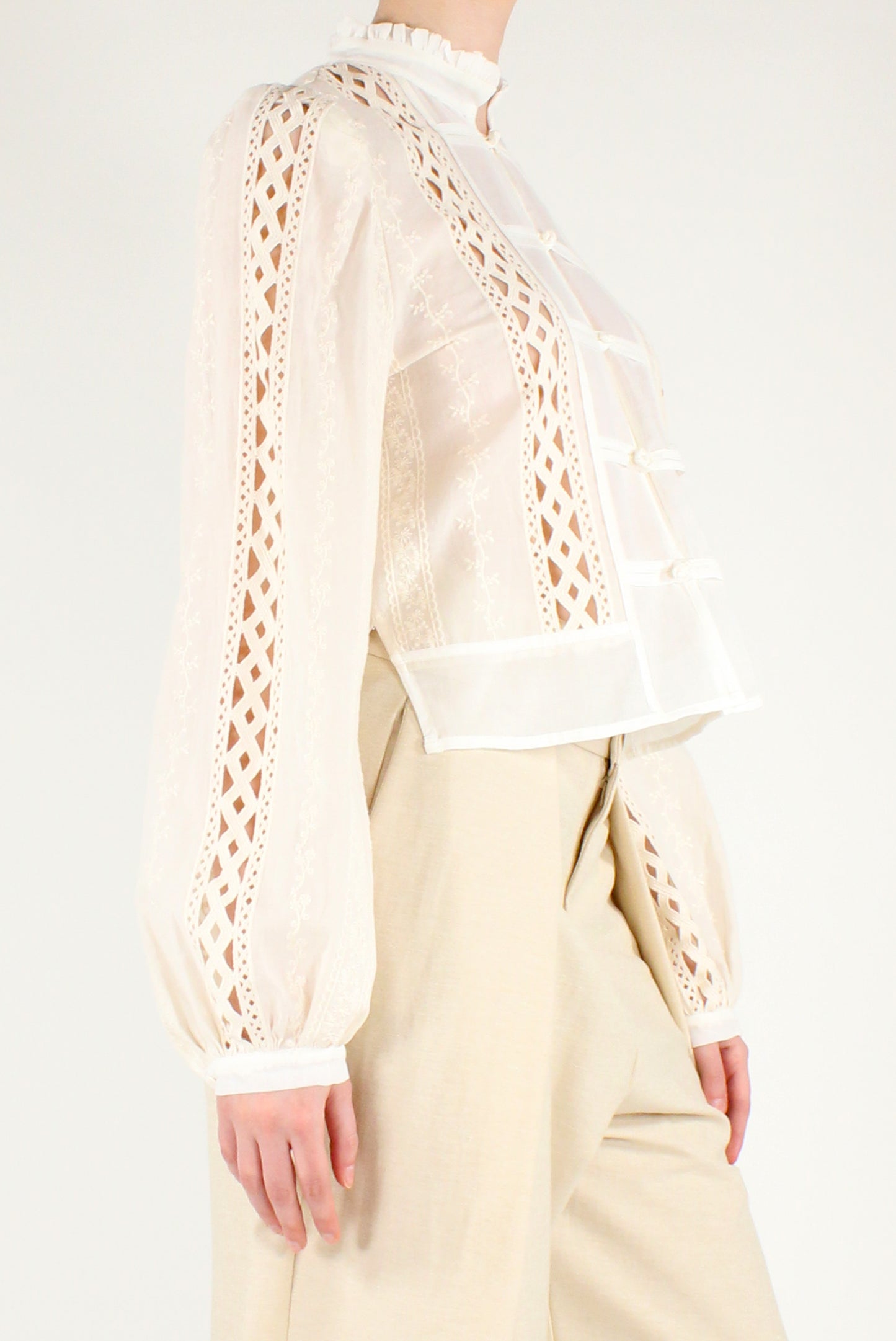 Camicia Corta Ricamata con Alamari