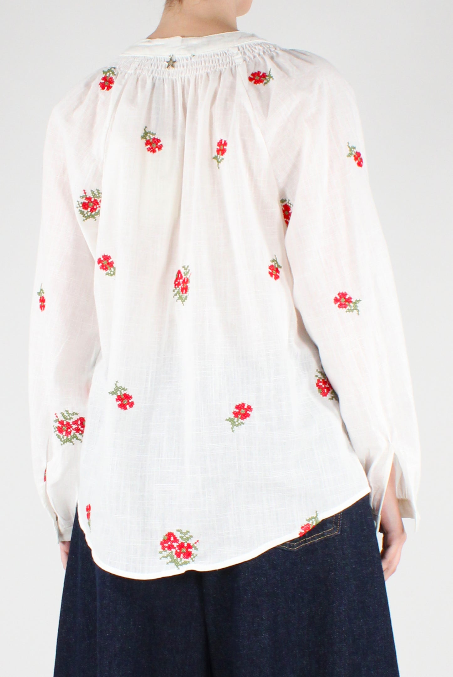 Camicia Ricamo Floreale a Punto Croce