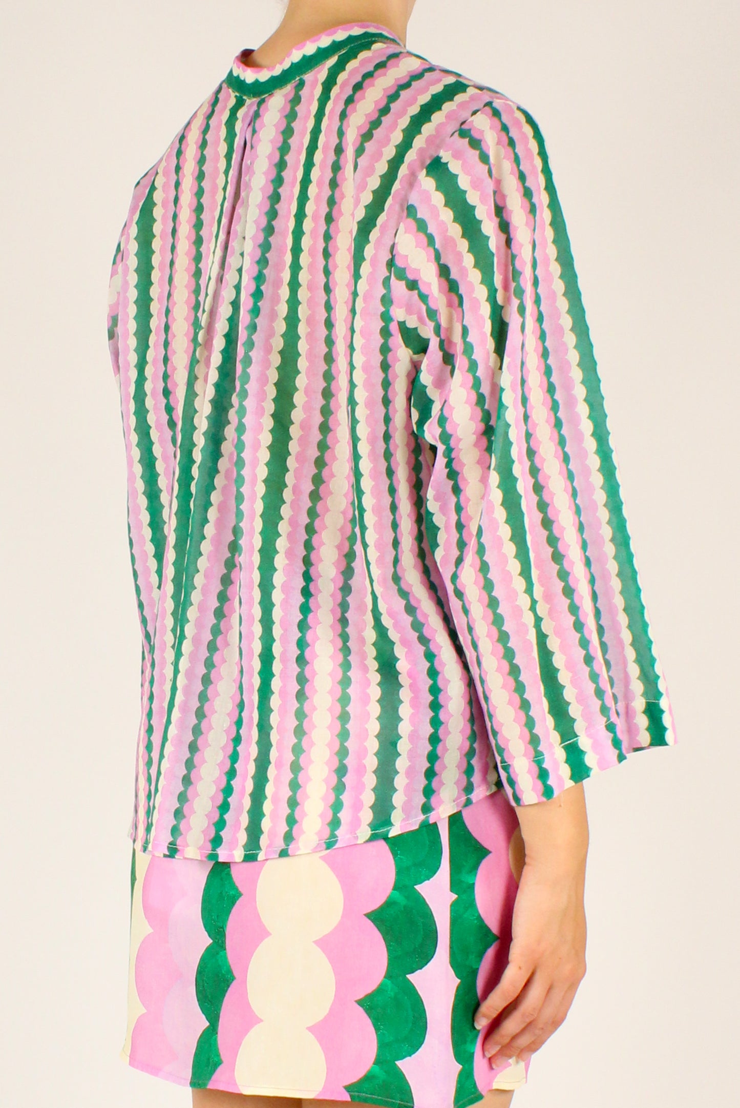 Camicia Coreana Fantasia Geometrica a Tre Colori