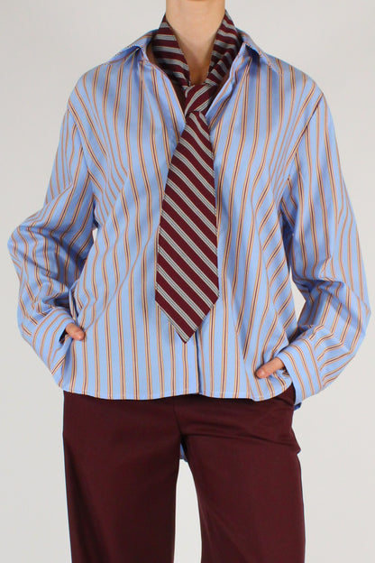 Camicia a Righe con Cravatta