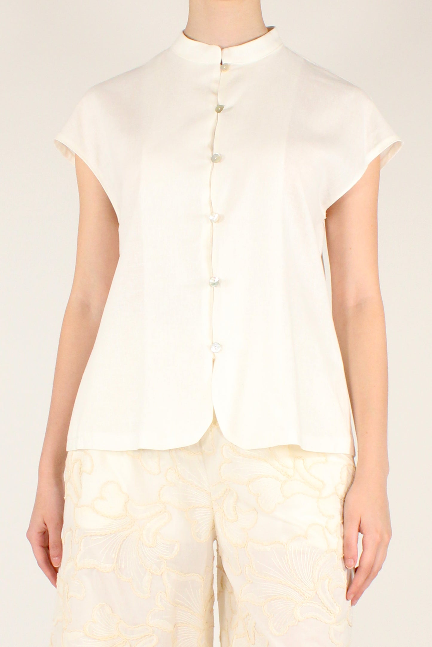 Korean Collar Shirt in Linen and Viscose Blend