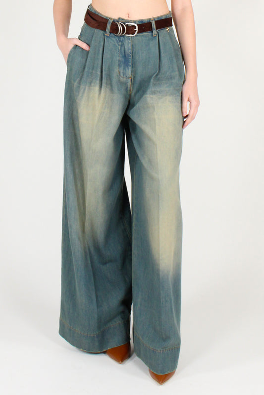Acid-Wash Jeans with Pleats