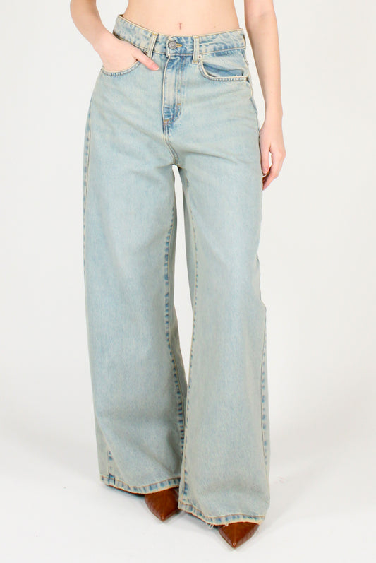 Jeans Slavato Chiaro con Tasconi