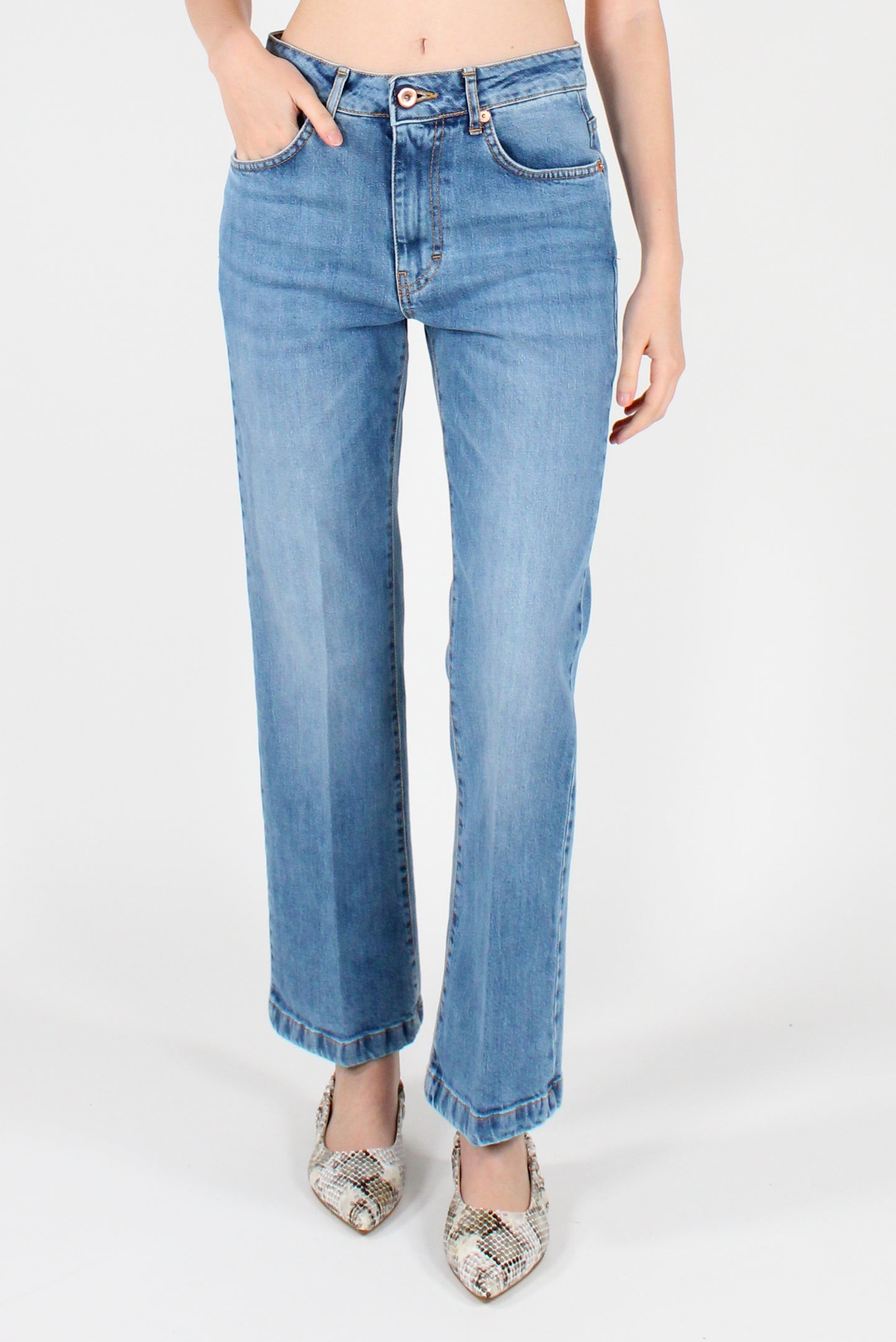Five-Pocket Flared Jeans