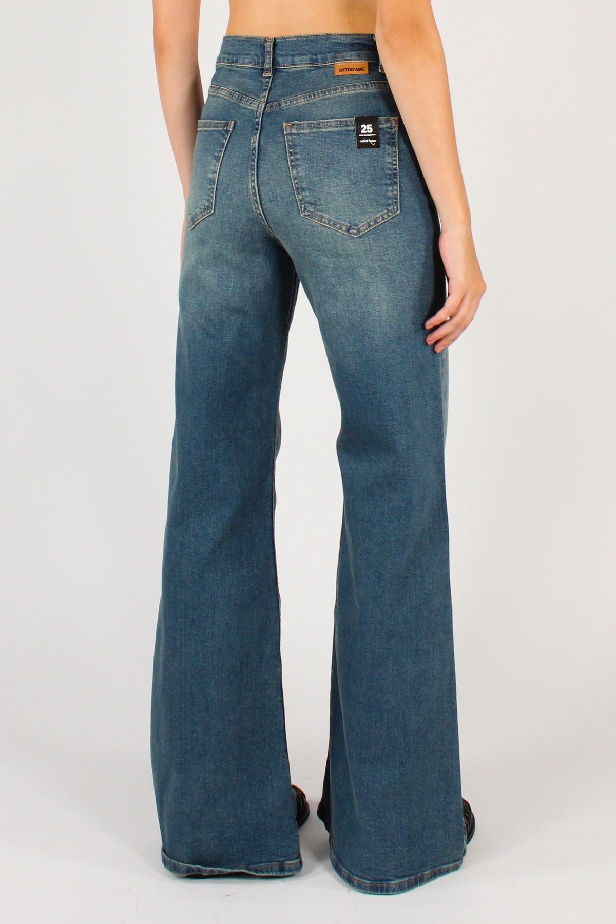 Jeans Elasticizzati a Vita Alta