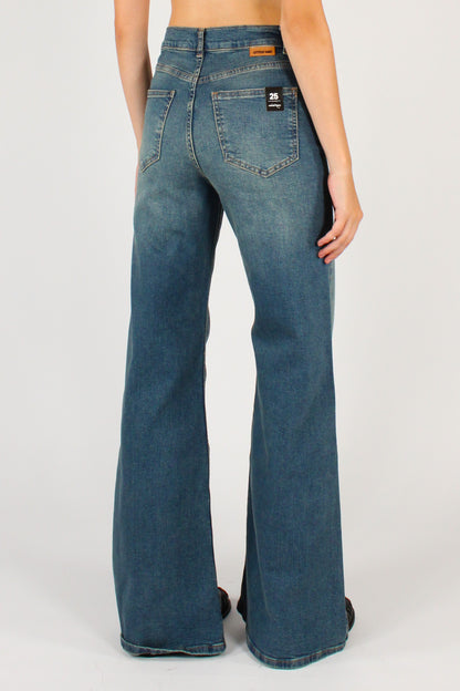 Jeans Elasticizzati a Vita Alta