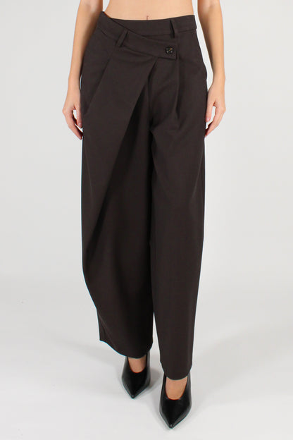Pantaloni con Pinces Incrociati