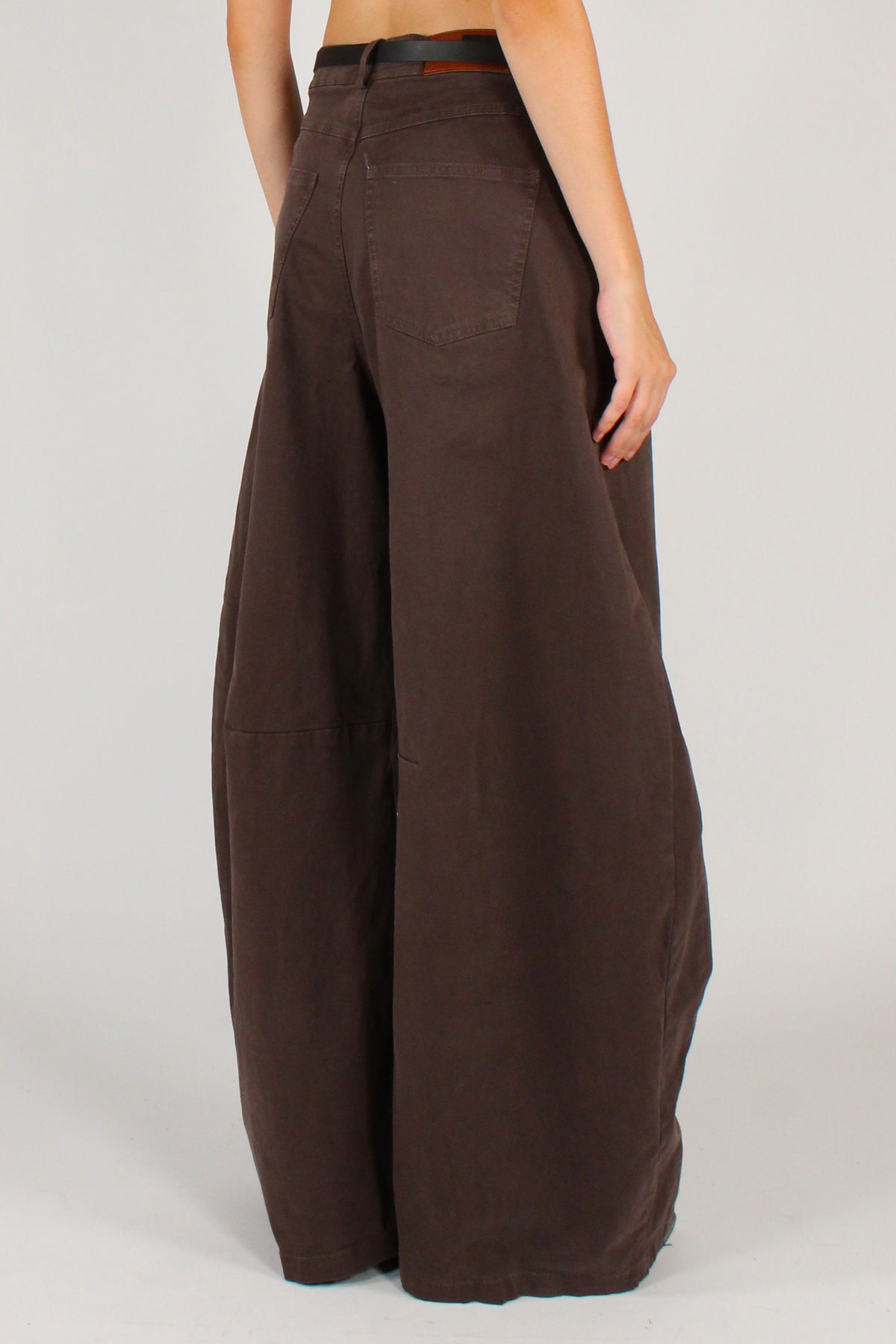 Pantaloni Barrel con Cintura