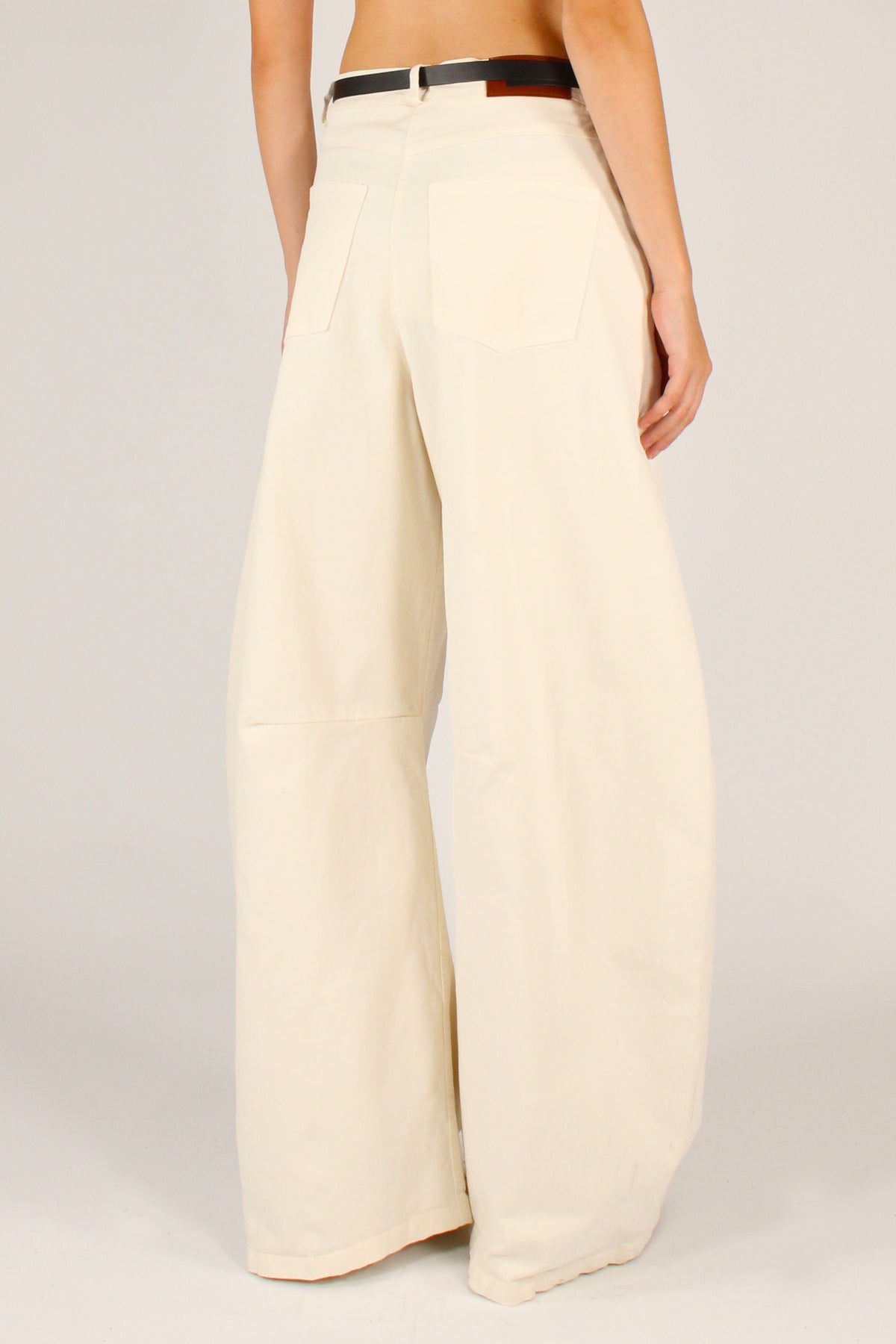 Pantaloni Barrel con Cintura