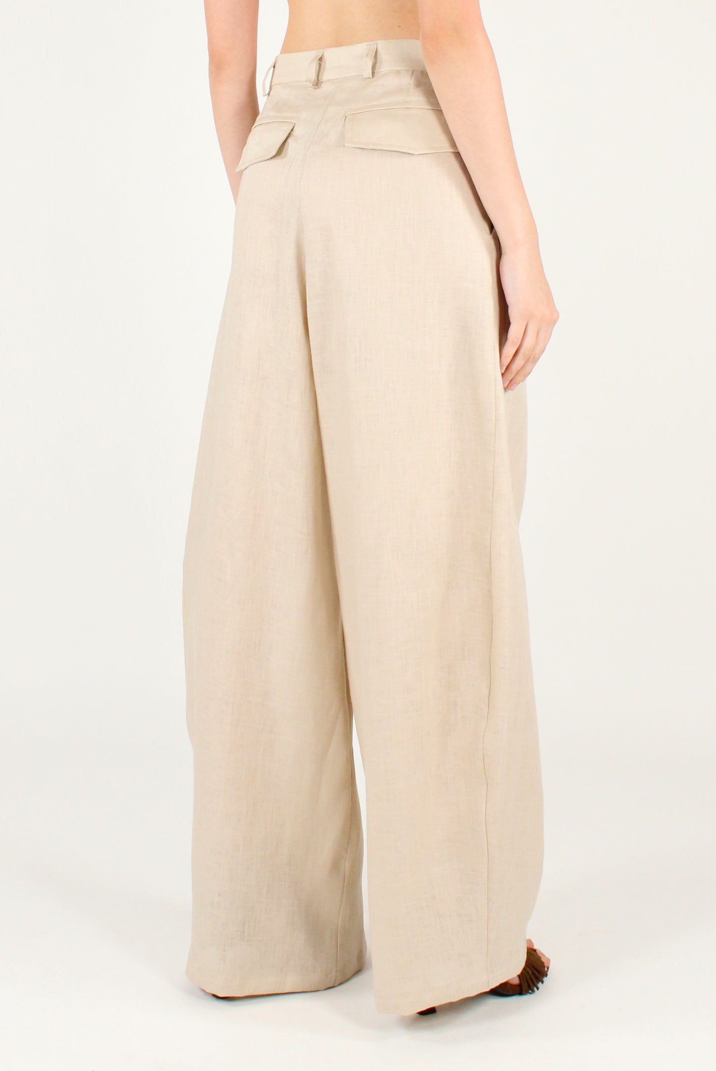 Pantaloni Barrel in Lino