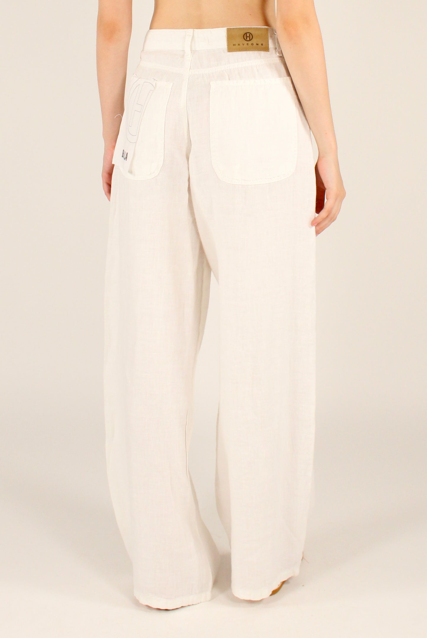Pantaloni modello "Bella" in Lino