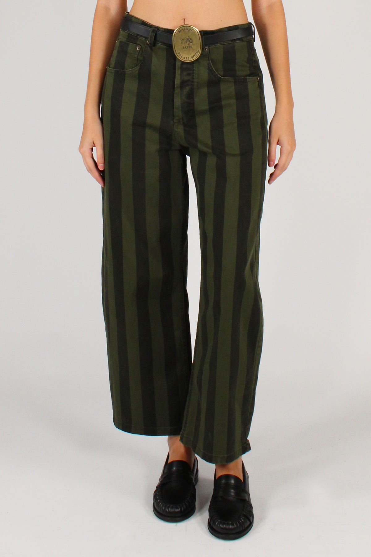 Pantaloni Rigati con Cintura