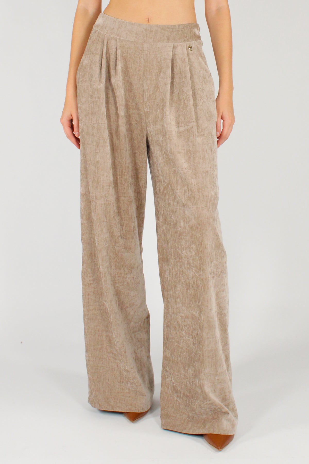 Pantaloni in Velluto con Pinces