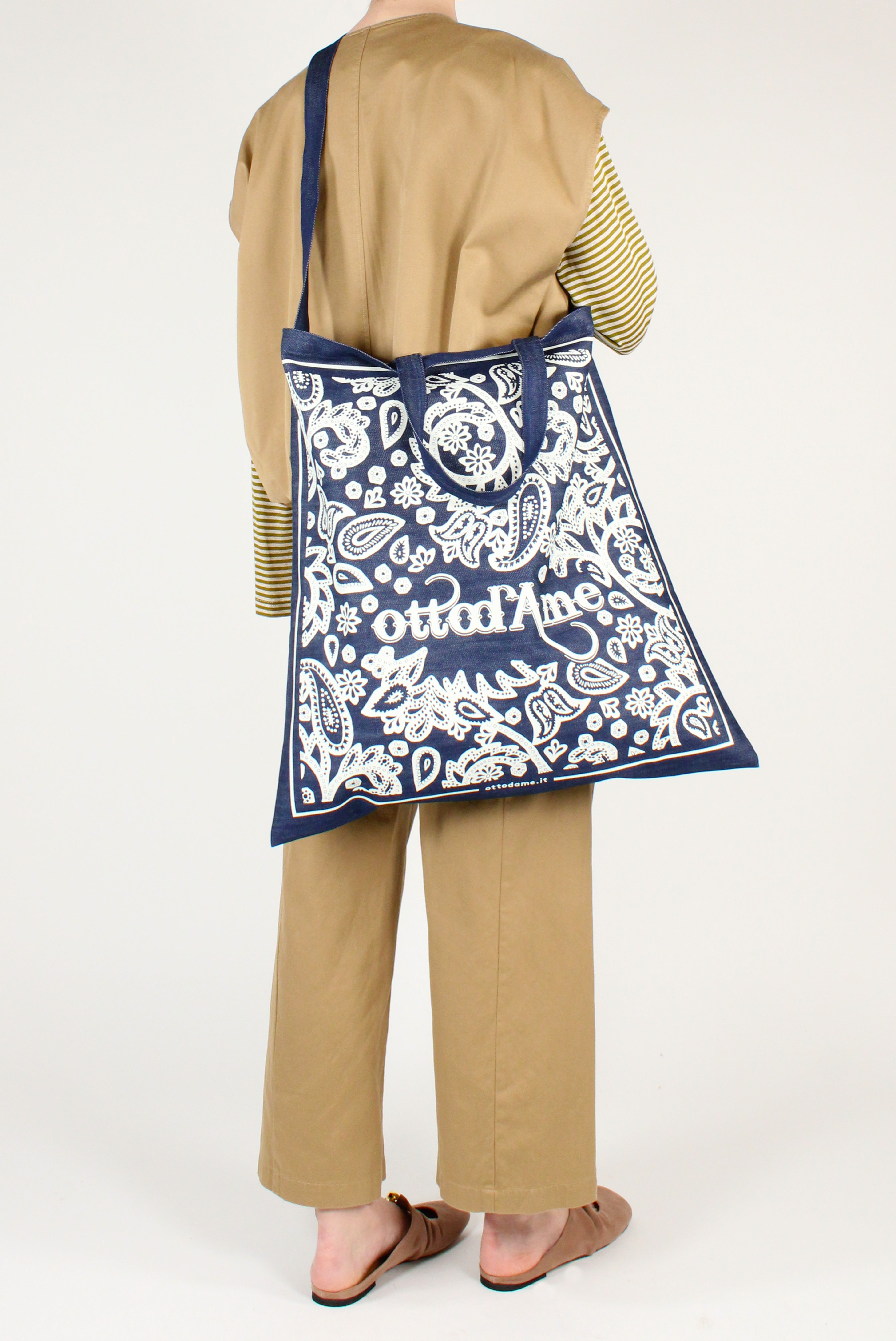 Acquista Maxi Shopper Donna in Denim Stampa Bandana | MaClò